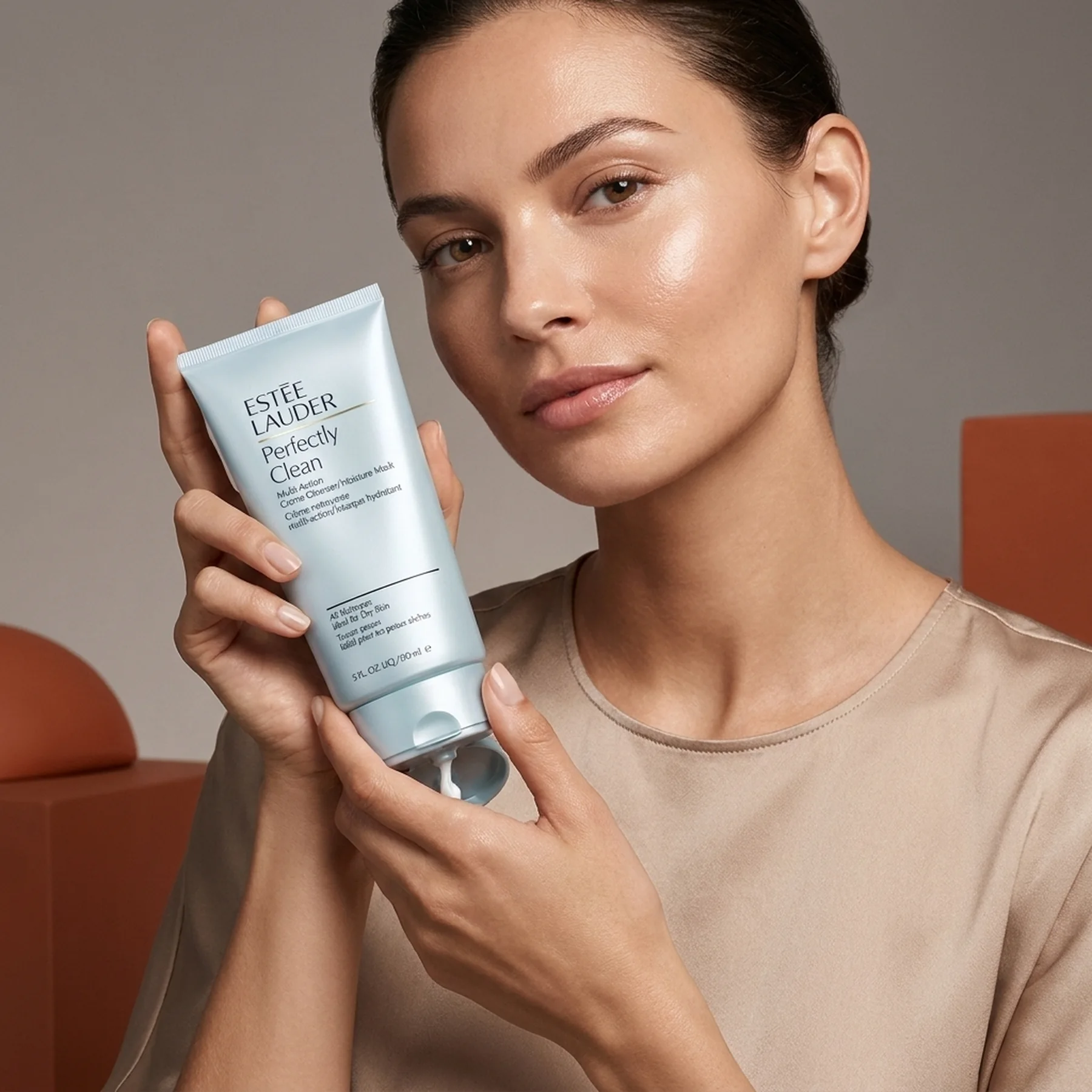 2 в 1: крем для умывания/маска увлажняющая Estee Lauder Perfectly Clean Creme Cleanser/Moisture Mask 150 мл