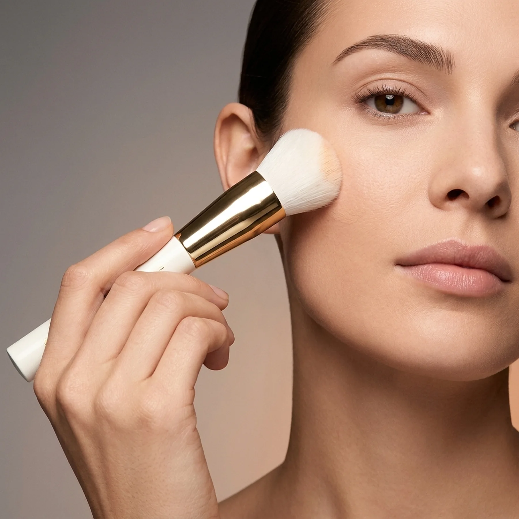Аксессуар Guerlain Fluid & Powder Foundation Brush №11