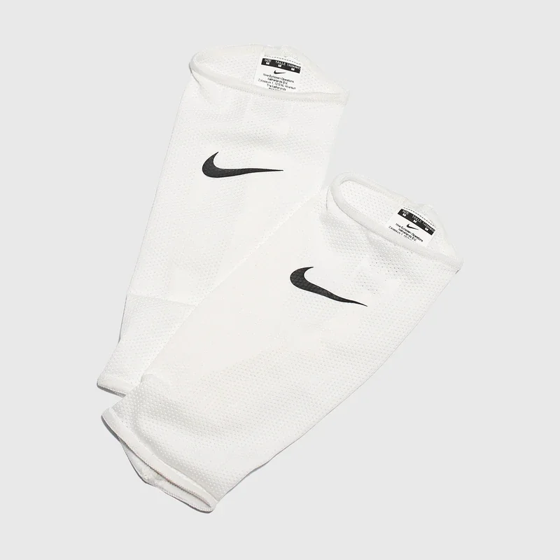 Аксесуари для тренувань Nike Guard Lock Sleeve (SE0174-103)