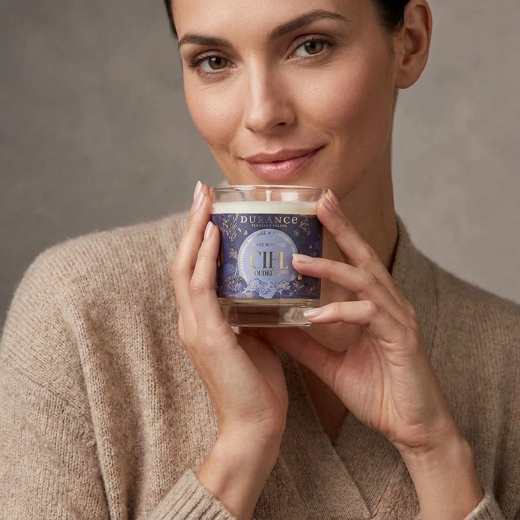 Свеча ароматическая Durance Perfumed Handcraft Candle Mini 75 г Пудровий аромат неба