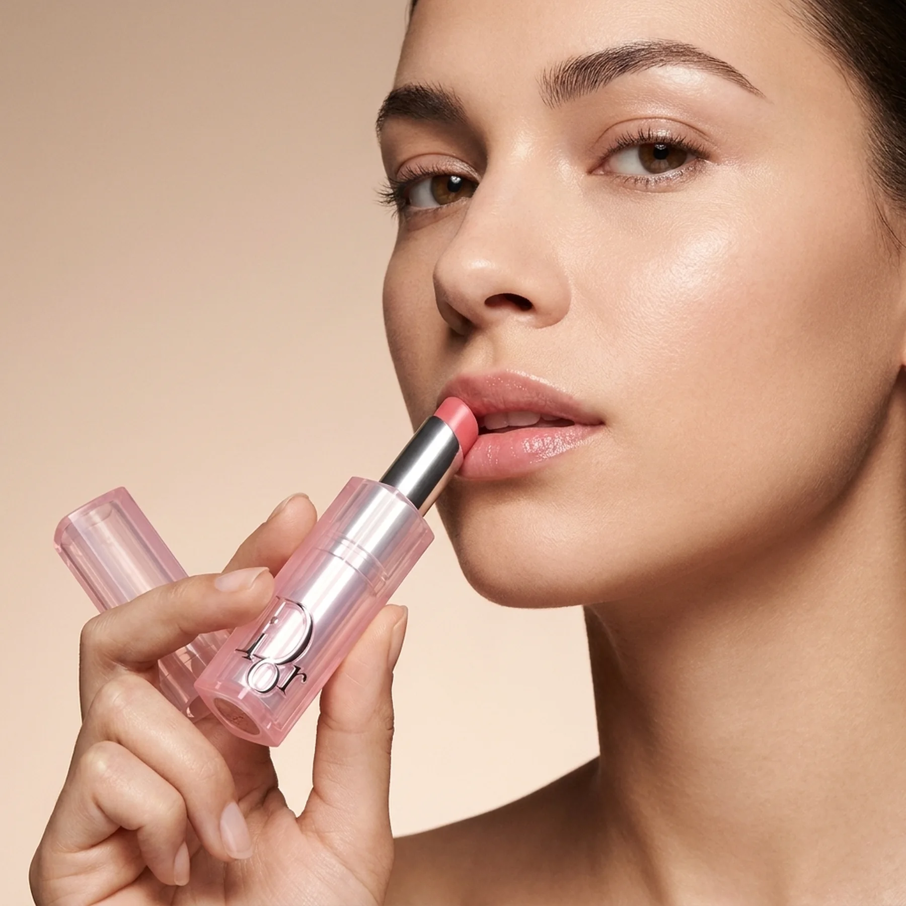 Бальзам Dior Addict Lip Glow 48-Hour Hydrating Lip Balm 3.2 г 075 Gummy
