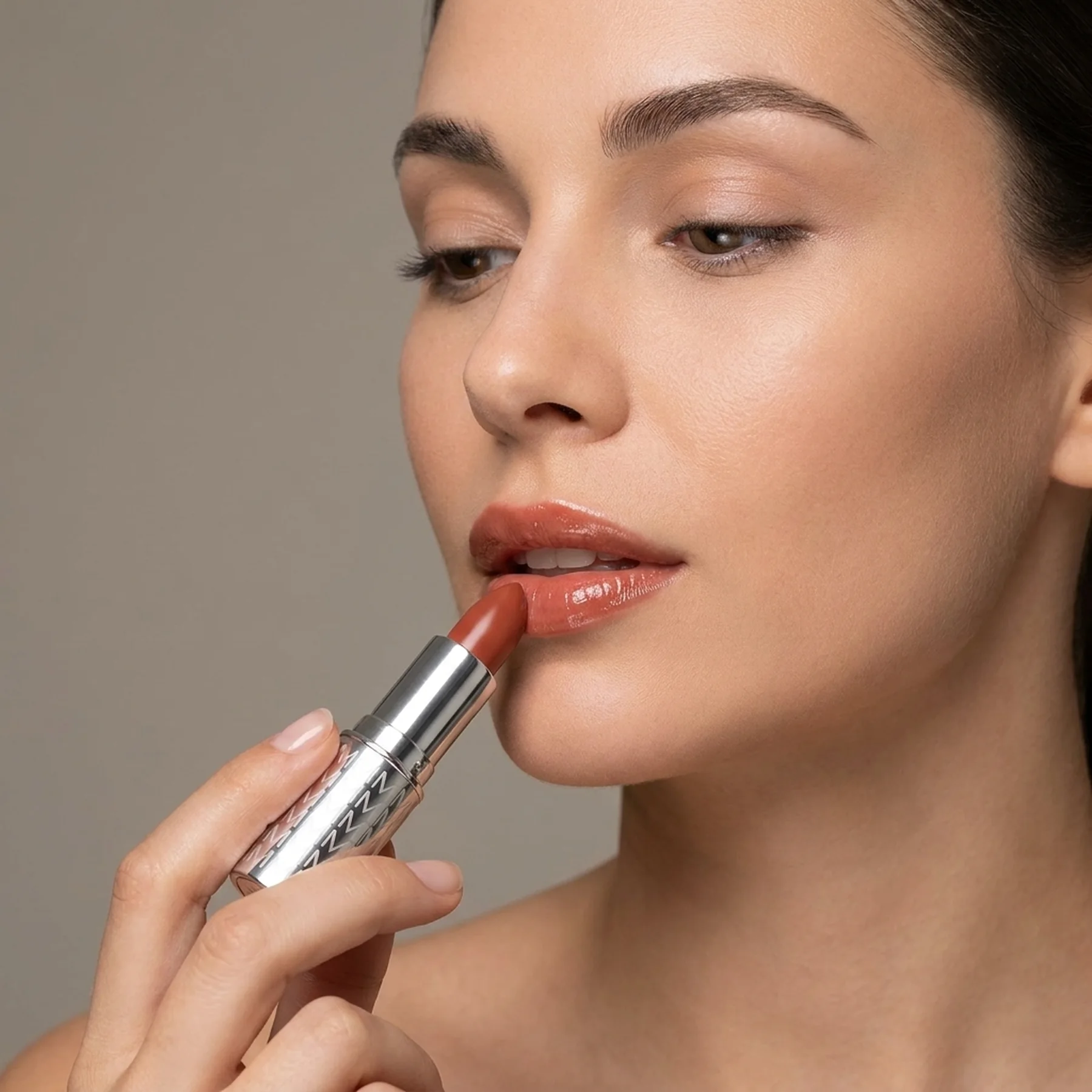 Бальзам для губ MESAUDA Hydramorphosis Tinted And Plumping Lip Balm 3.5 г 111 Worthy
