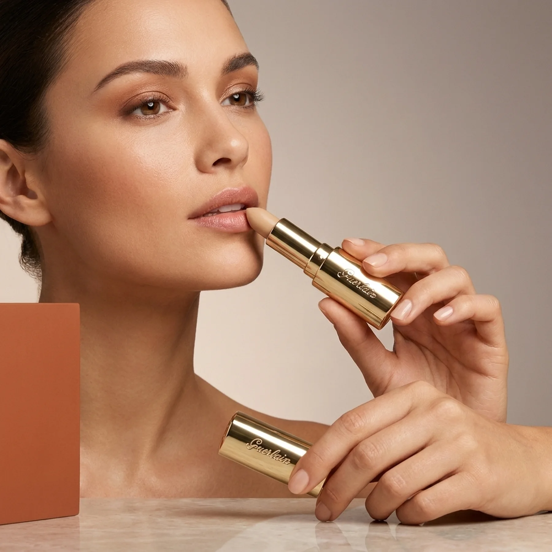 Бальзам Guerlain Bee Beauty Secrets Bee Lift Primer 3.2 г