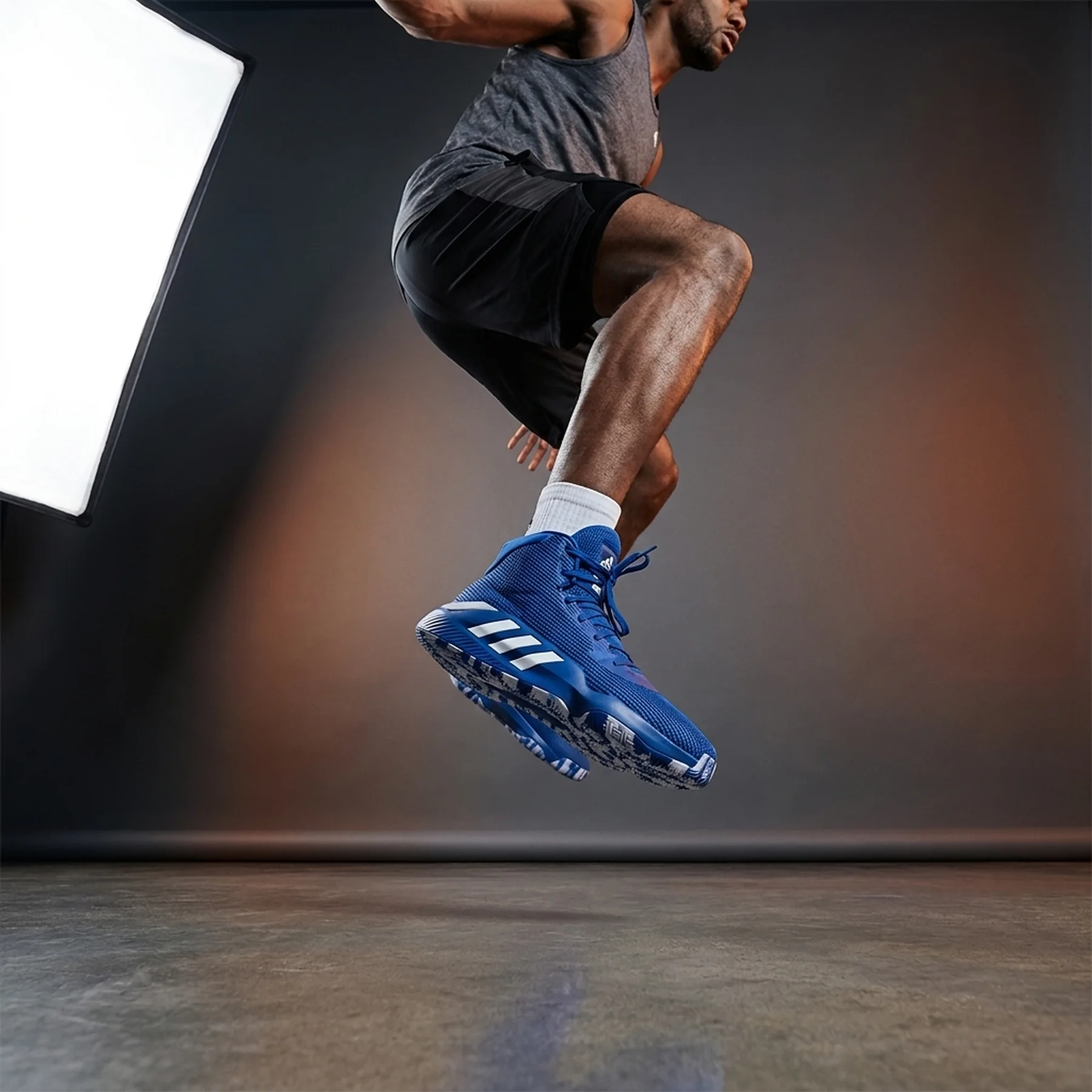 Баскетбольні кросівки Adidas ProBounce 2019