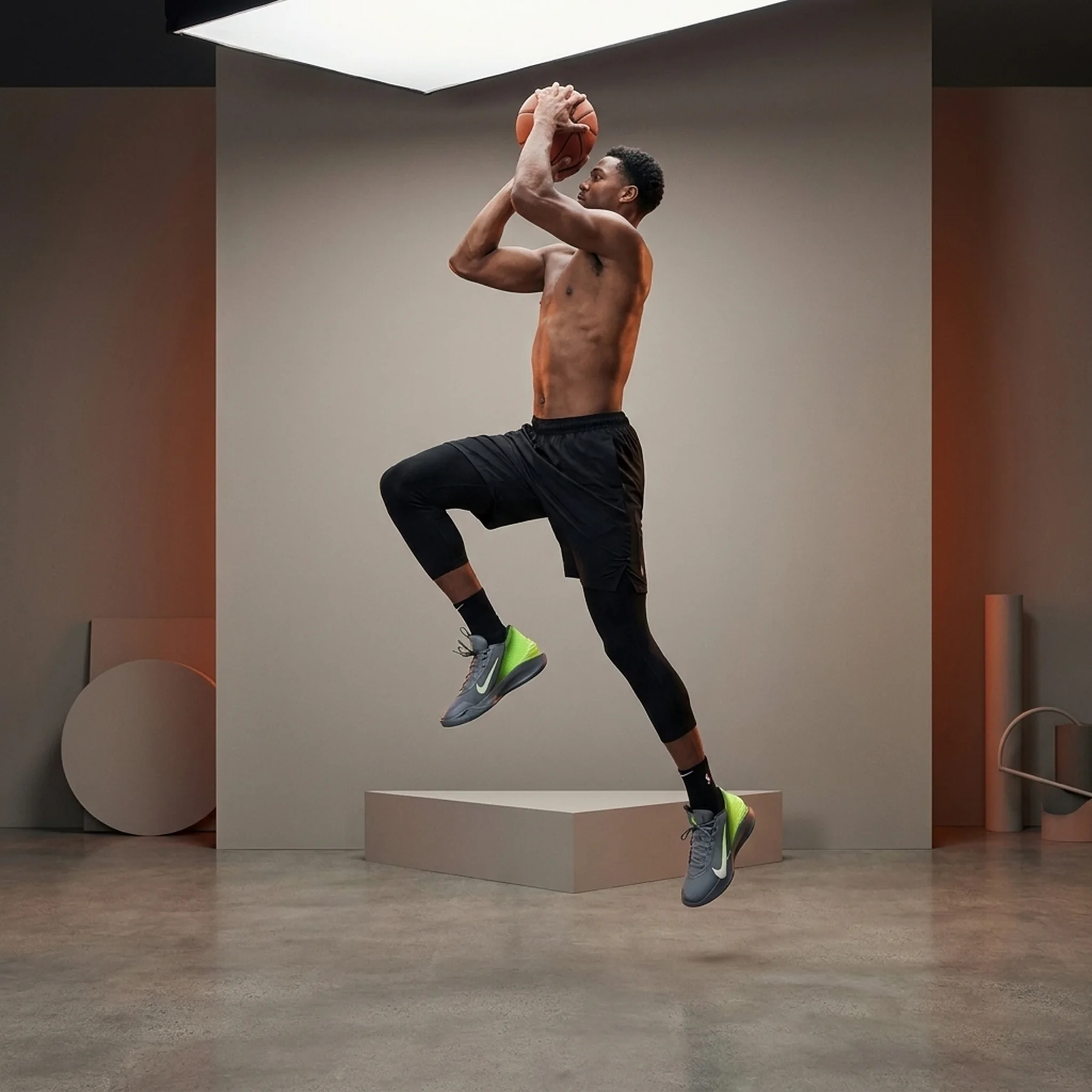 Баскетбольні кросівки Nike GT Jump Academy