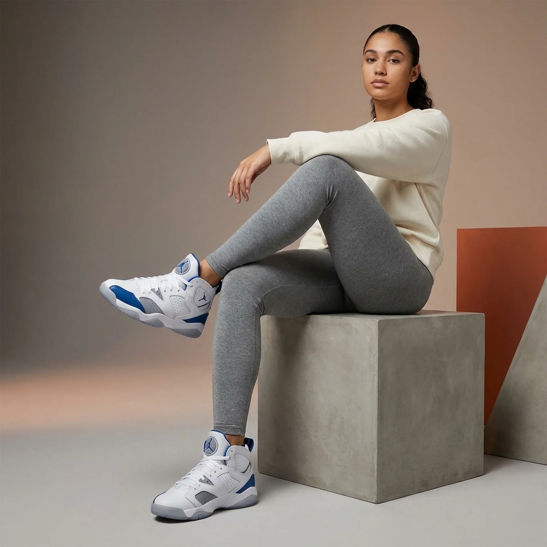 Баскетбольні кросівки жіноче Jordan Jumpman Two Trey (Gs) (DQ8431-148)