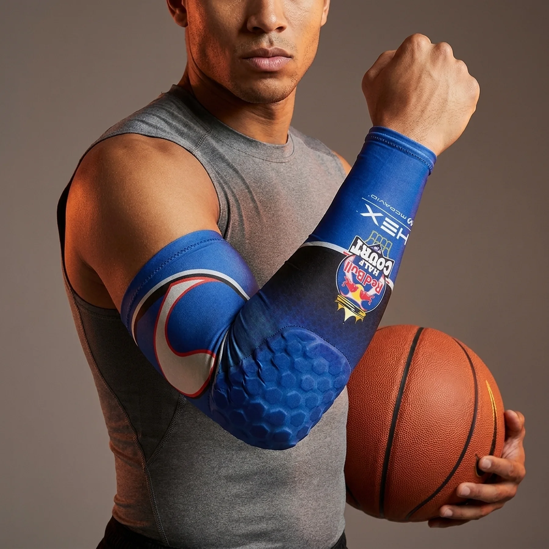 Баскетбольний Рукав із Захистом (Двосторонній) McDavid RedBull Hex Reversible Arm Sleeve