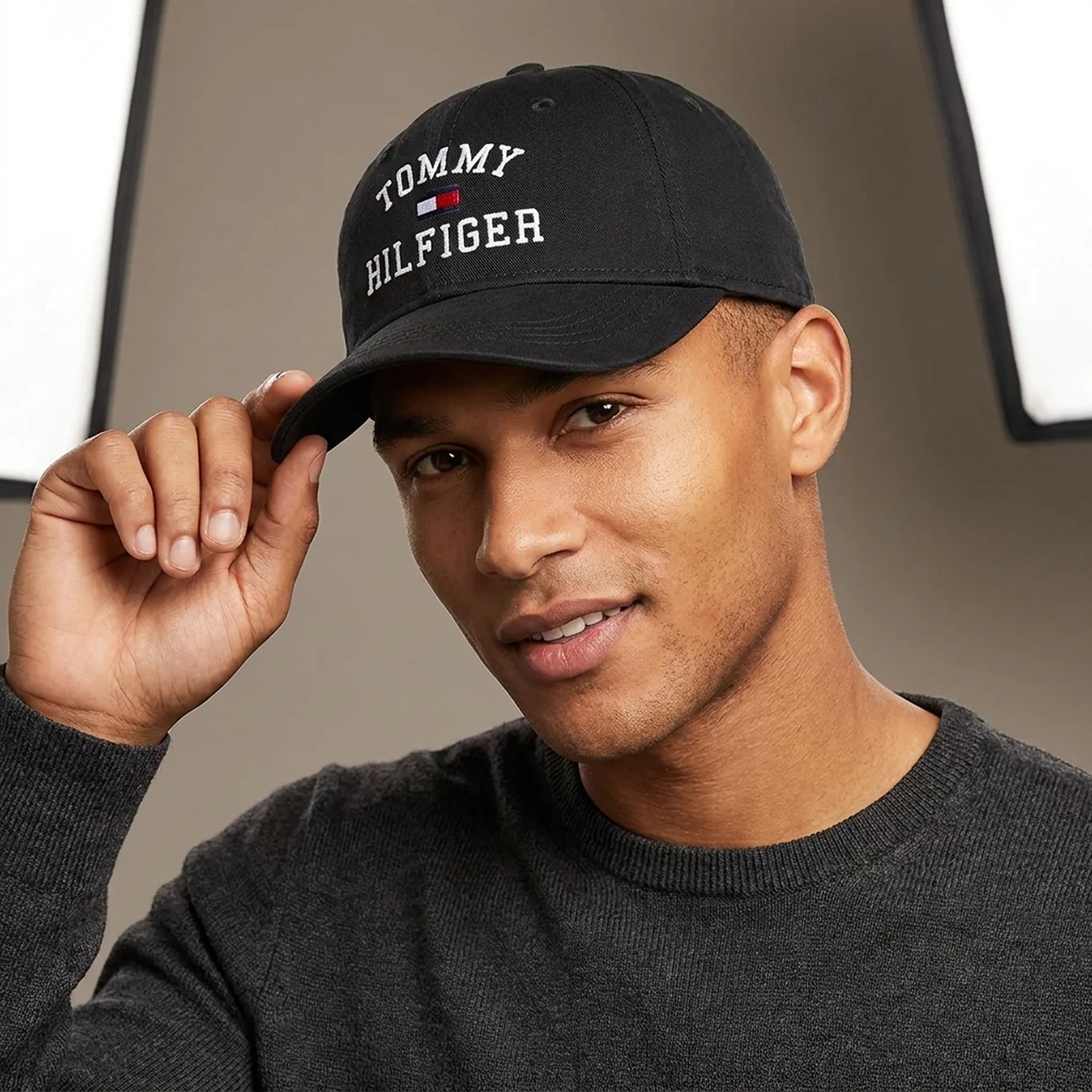 Бейсболка Tommy Hilfiger кепка унісекс 1159759105 (Чорний, One size)