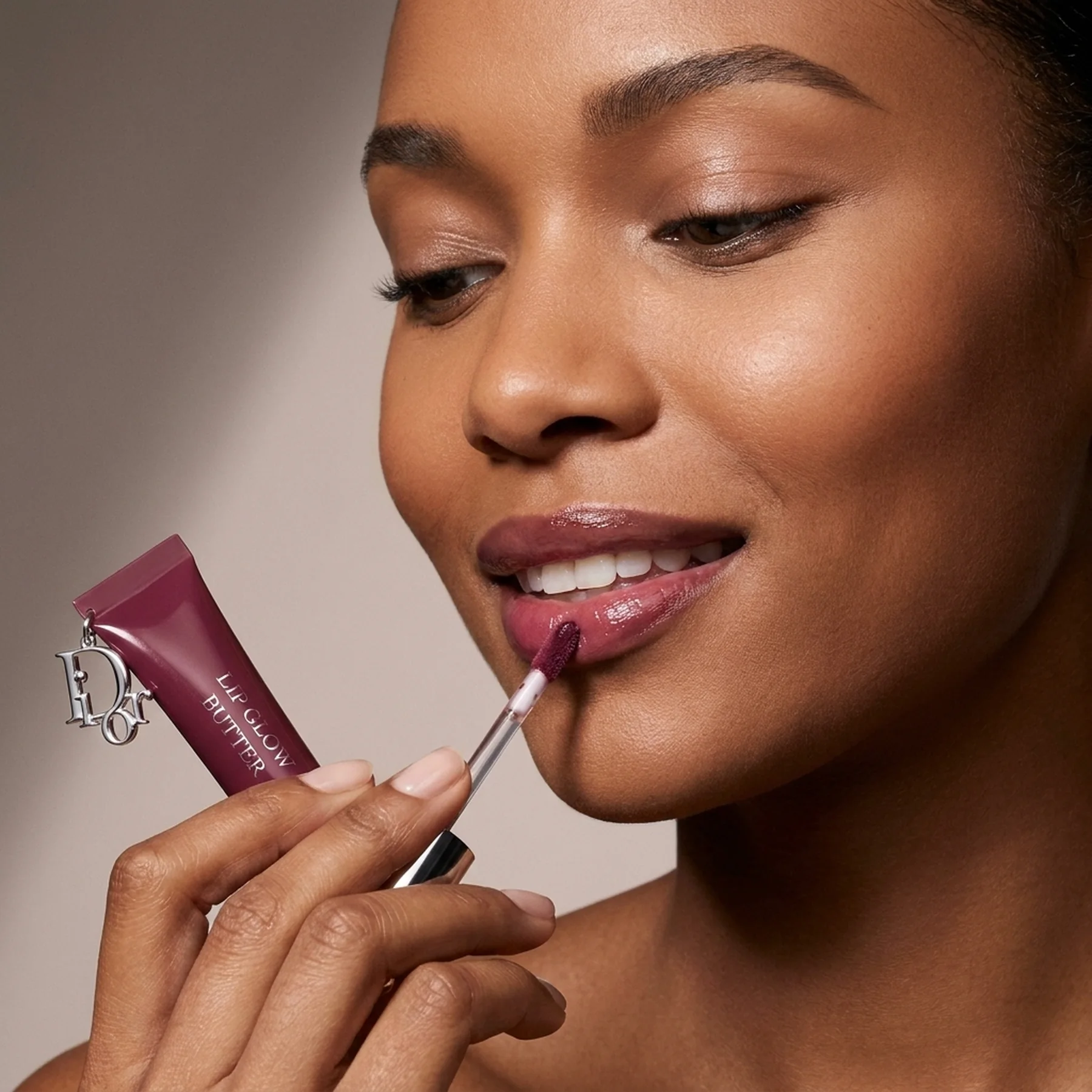Блеск для губ Dior Addict Lip Glow Butter 10 мл 104 Black Cherry