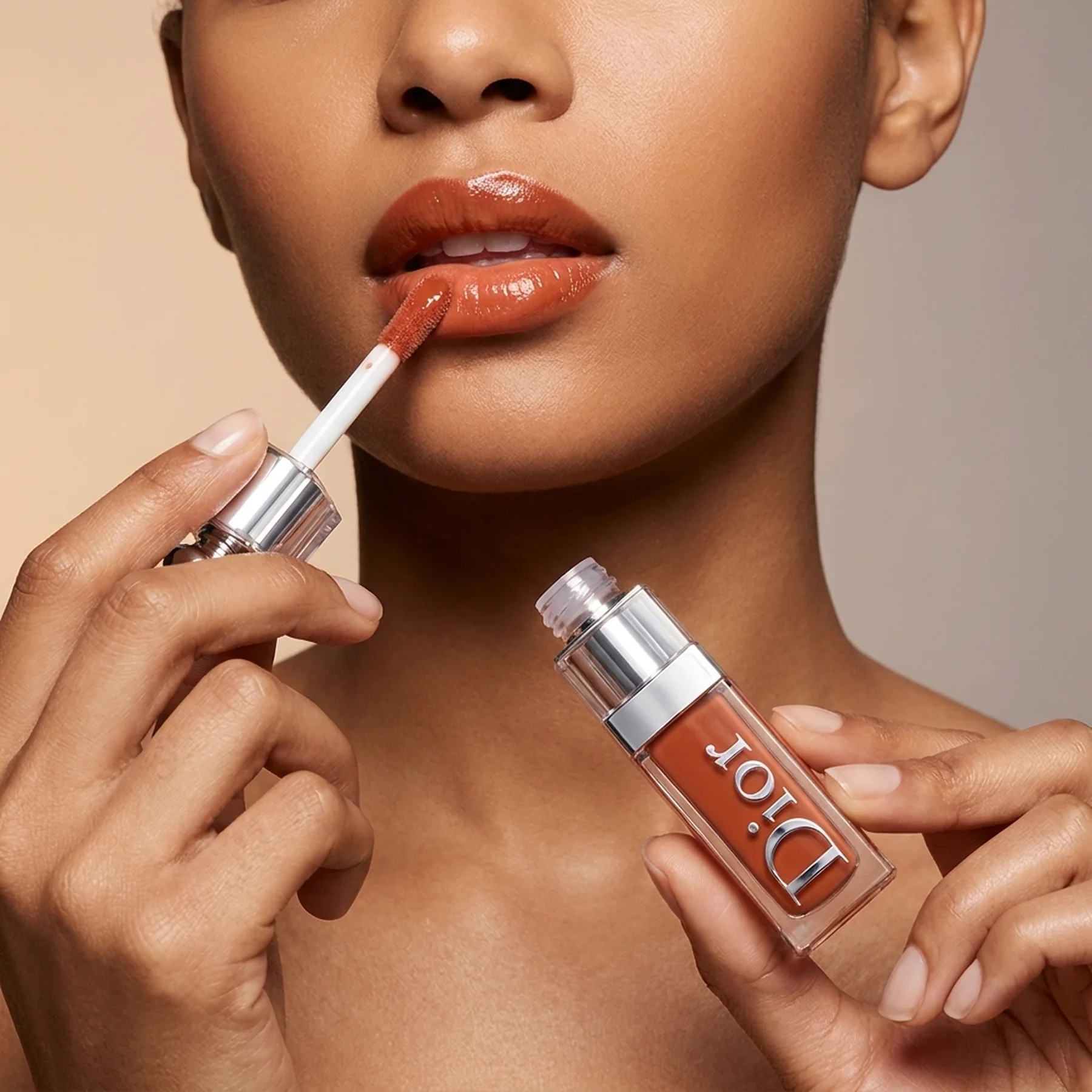 Блеск для губ Dior Addict Lip Glow Oil 081 Latte