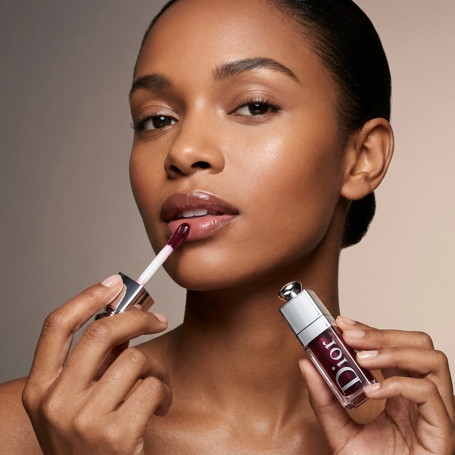 Блеск для губ Dior Addict Lip Glow Oil 104 Black Cherry