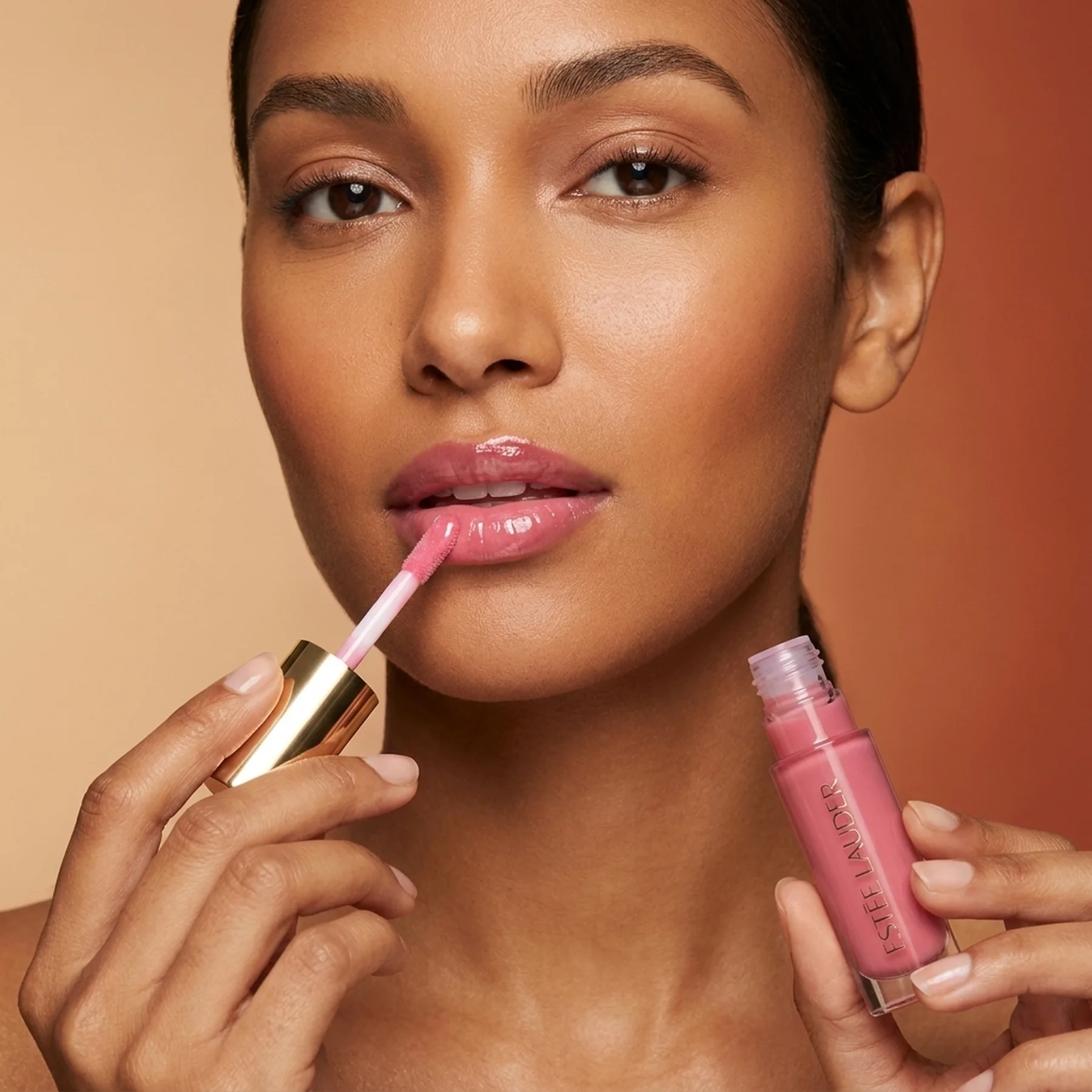 Блеск для губ Estee Lauder Glossy Pout Lip Oil 6 мл 02 Strawberry Milk