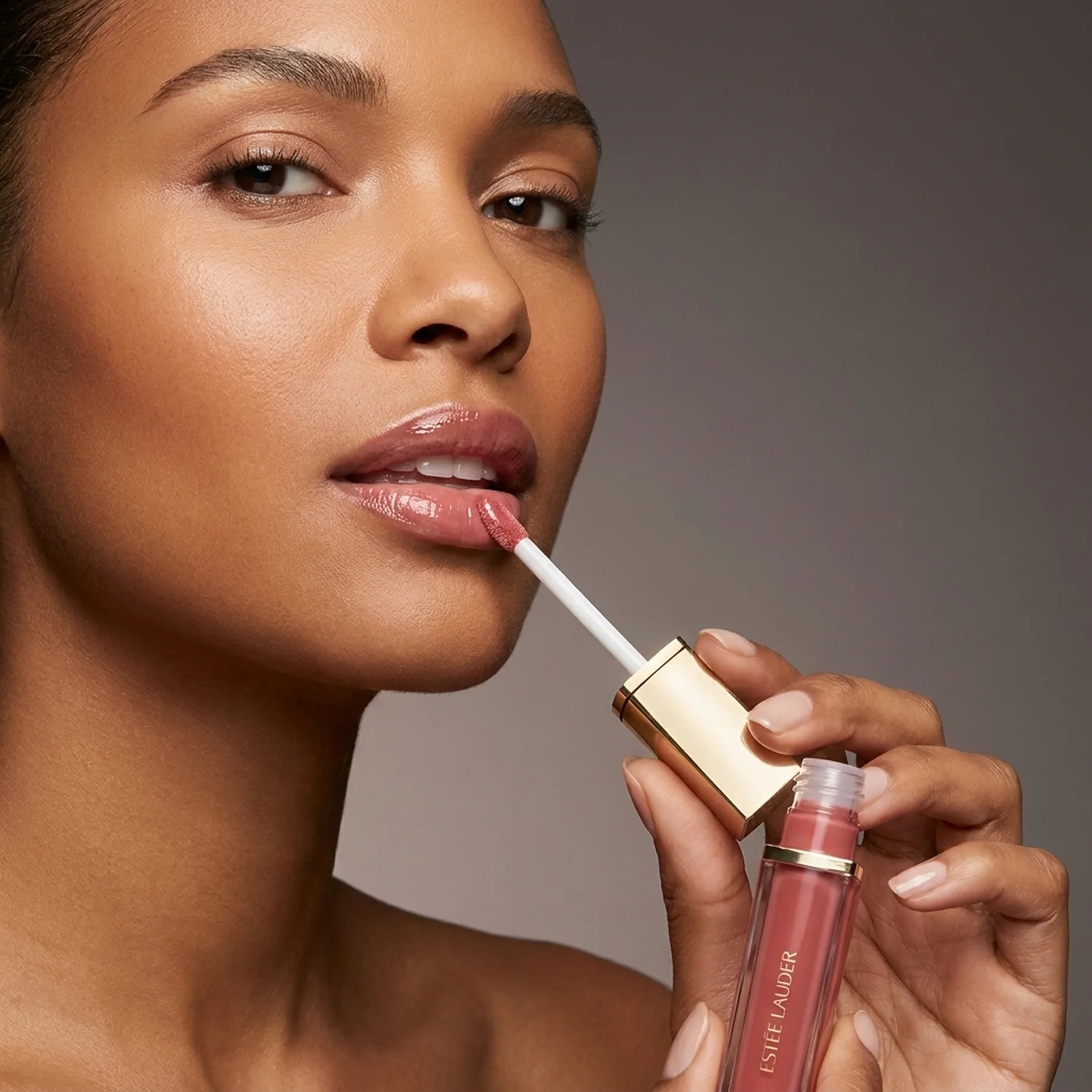 Блеск для губ Estee Lauder Glossy Pout Lip Oil 6 мл 03 Rose Water