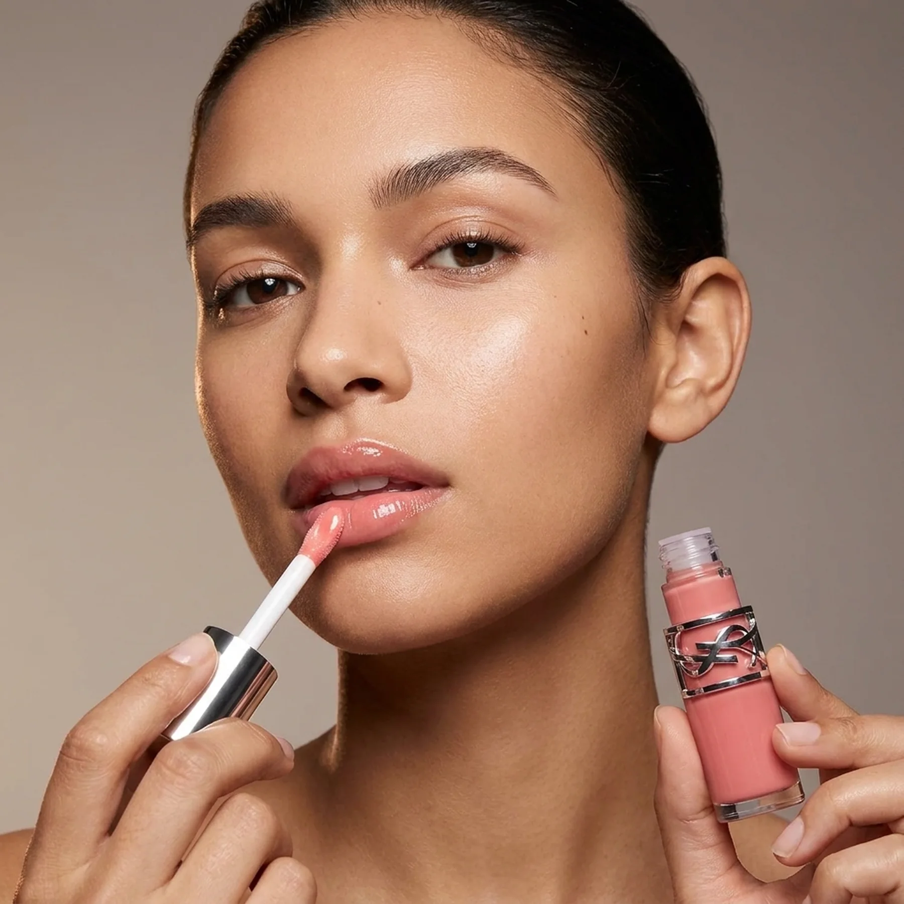 Блеск для губ Yves Saint Laurent Loveshine Plumping Gloss 6 мл 03 Mellow Mallow