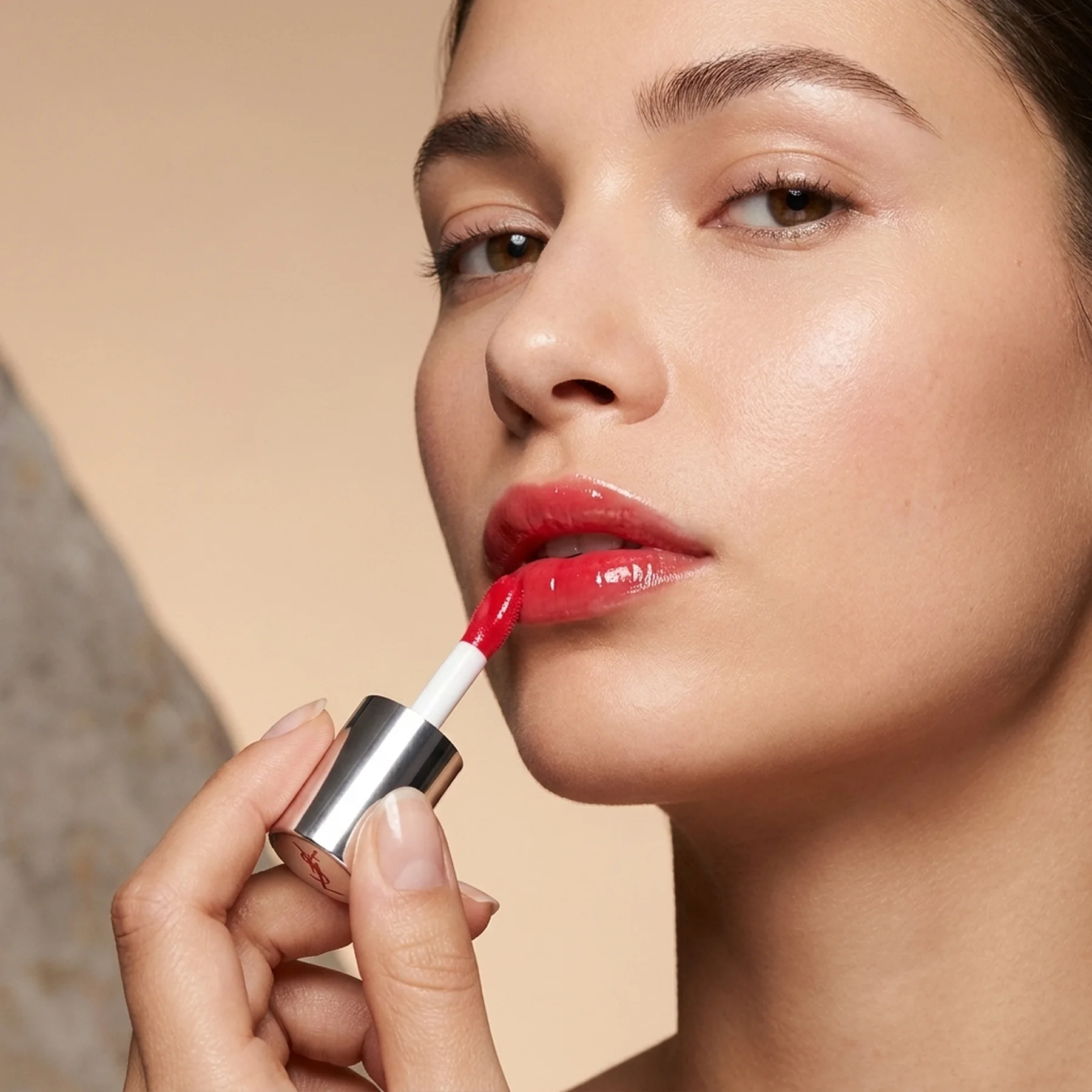 Блеск для губ Yves Saint Laurent Loveshine Plumping Gloss 6 мл 07 Strawberry Star