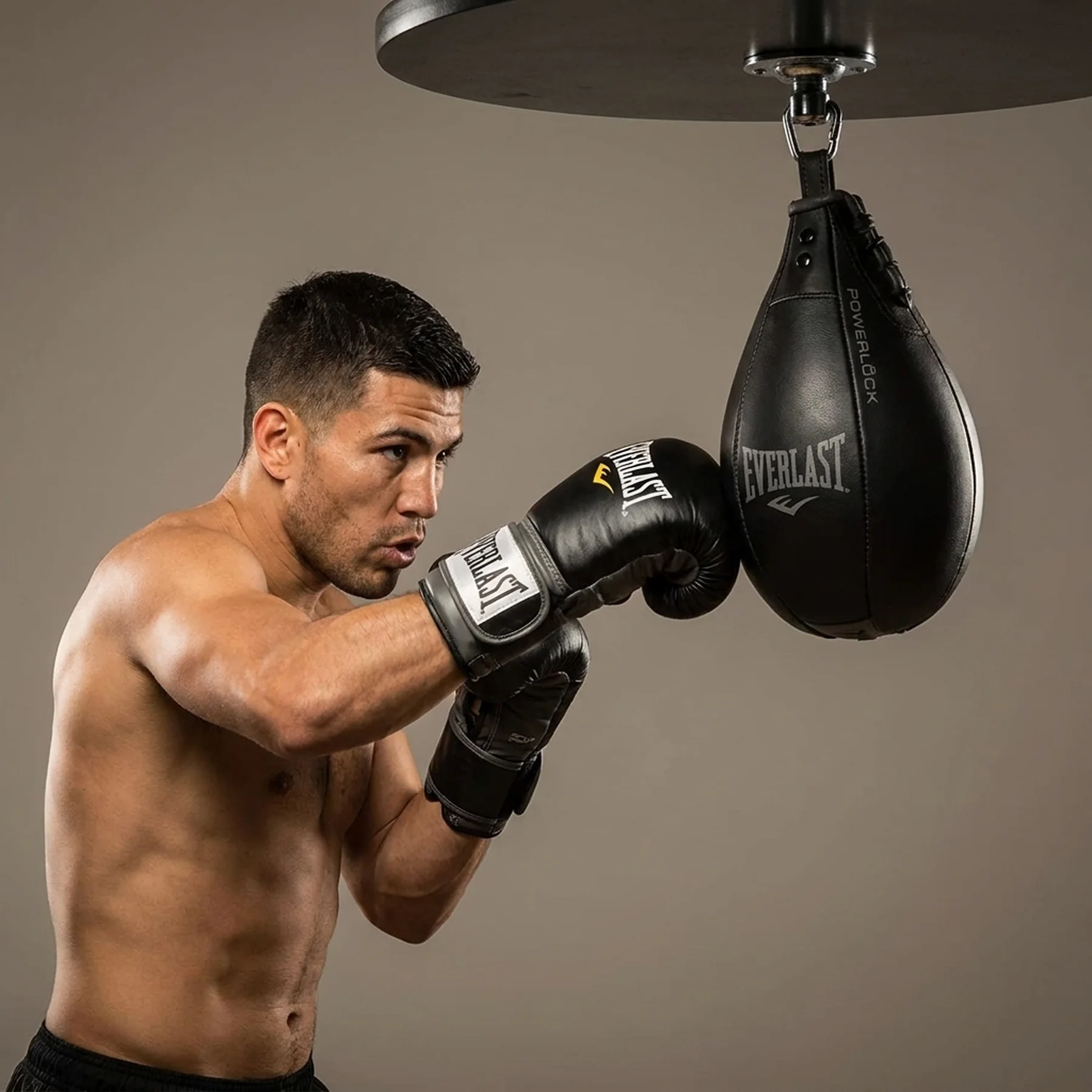 Боксерська груша Everlast Powerlock Speed Bag Black (P00002723)