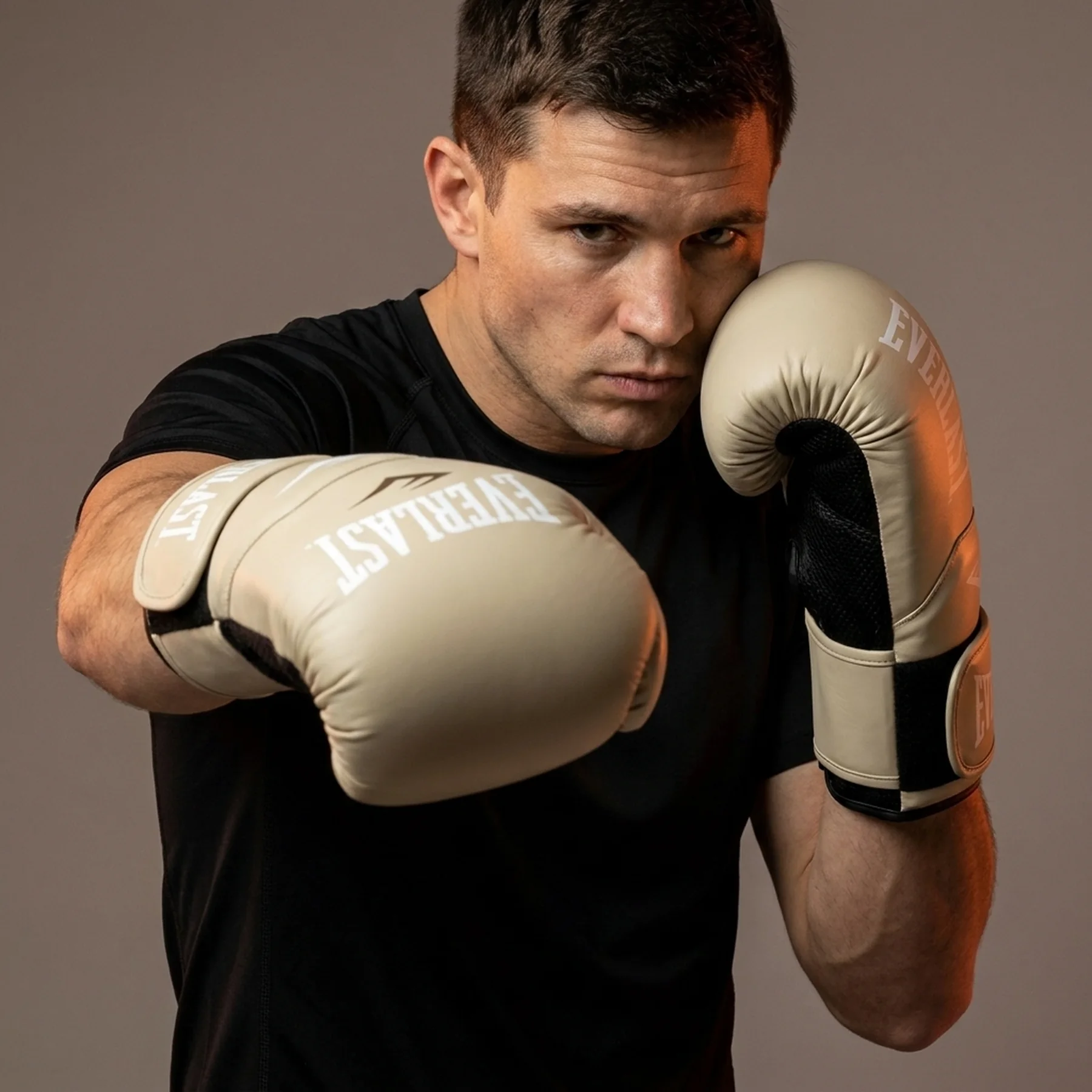 Боксерські рукавиці Everlast ELITE 2 BOXING GLOVES бежевий, чорний Уні 10 унцій