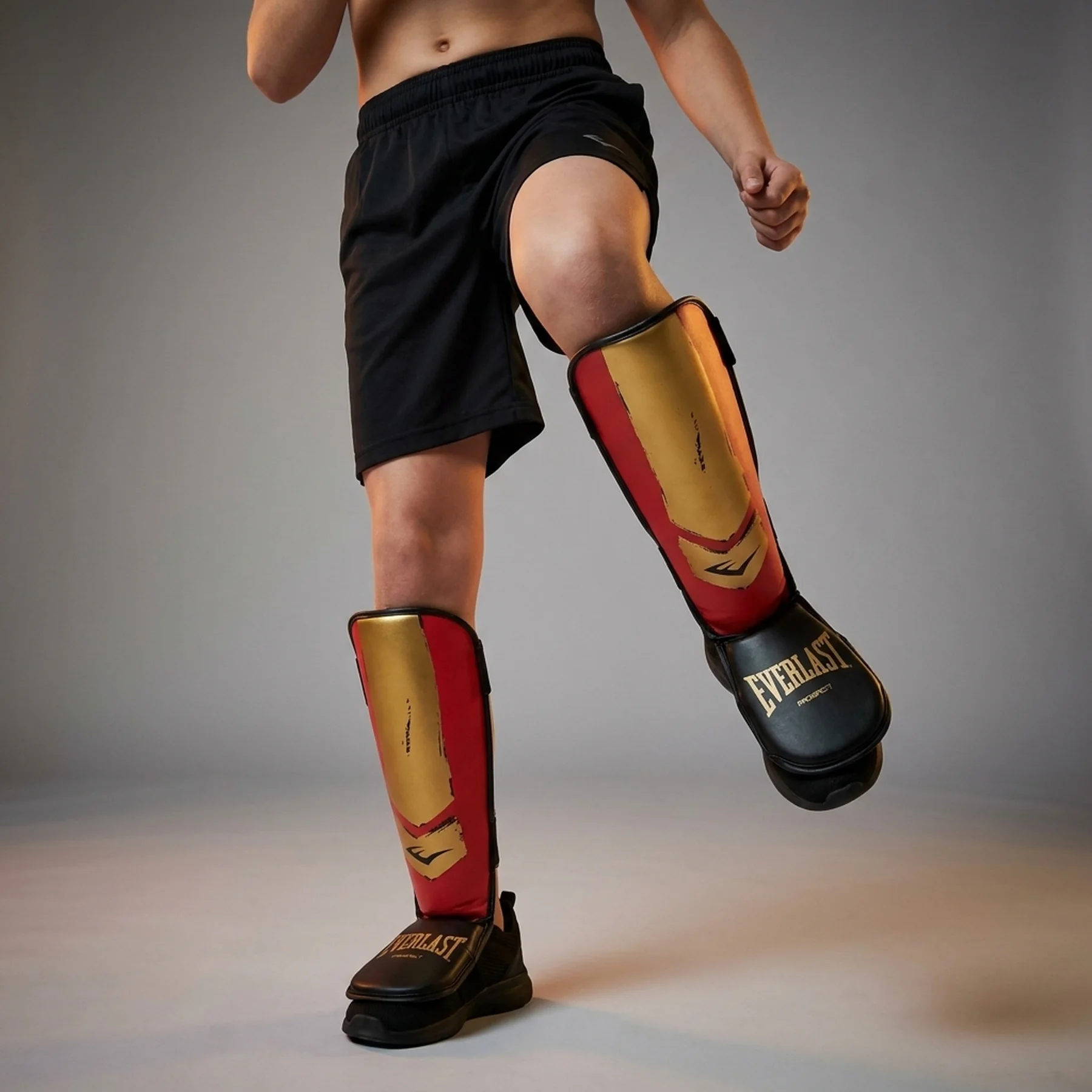 Боксерський захист Everlast Proespect Youth Shin Guards (P00002992)