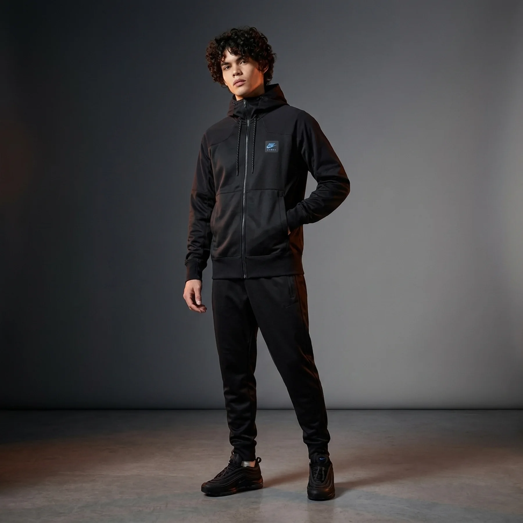 Бомбер чоловічий Nike M Nsw Air Max Pk Fz Hoodie (FV5443-010)