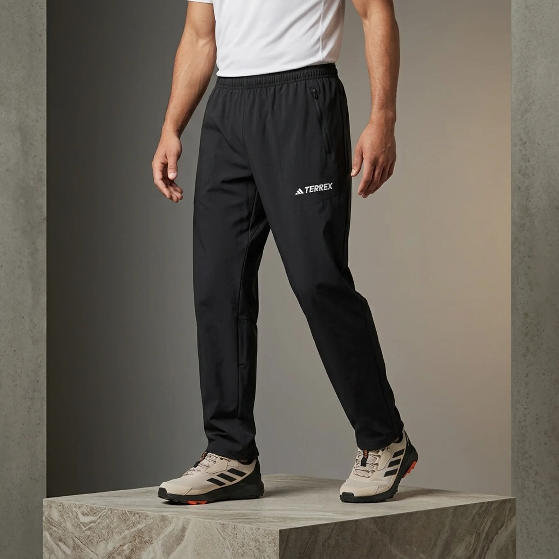 Брюки чоловічі Adidas Multi Essentials Stretch (JP0811)