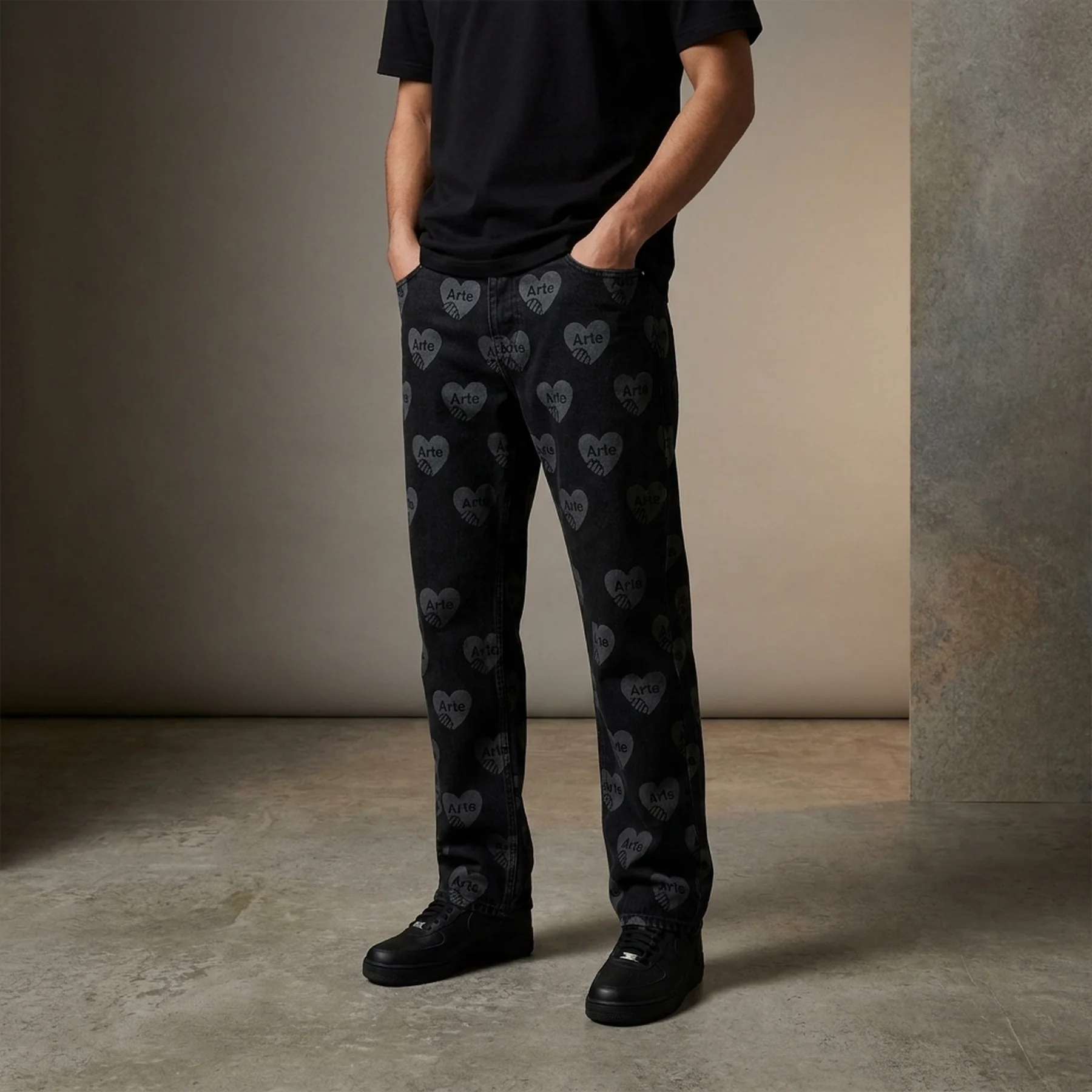 Брюки чоловічі Arte Arte Heart Print Pants Laser (SS25-006P.1)