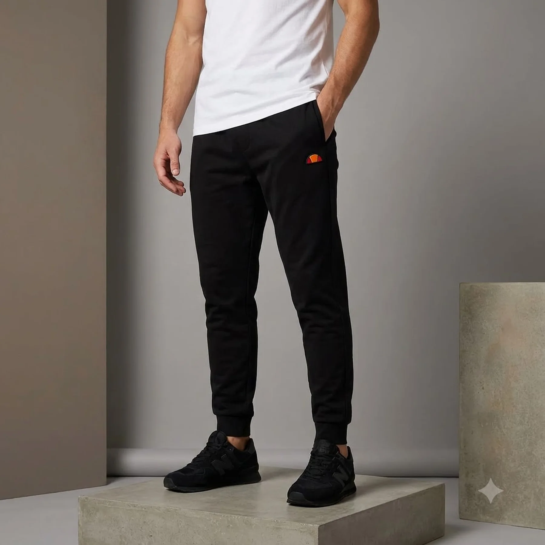 Брюки чоловічі Ellesse Bertoni Track Pant (SHR04351-011)