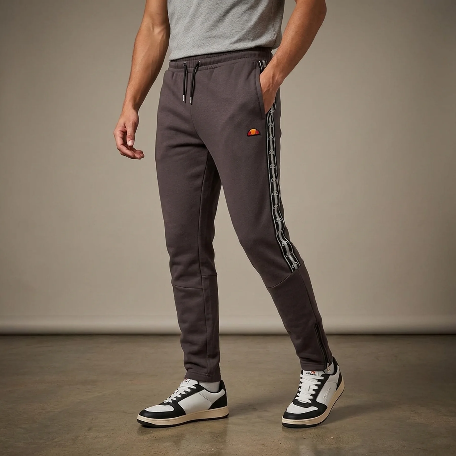 Брюки чоловічі Ellesse Speciale Track Pant (SXT19101-103)