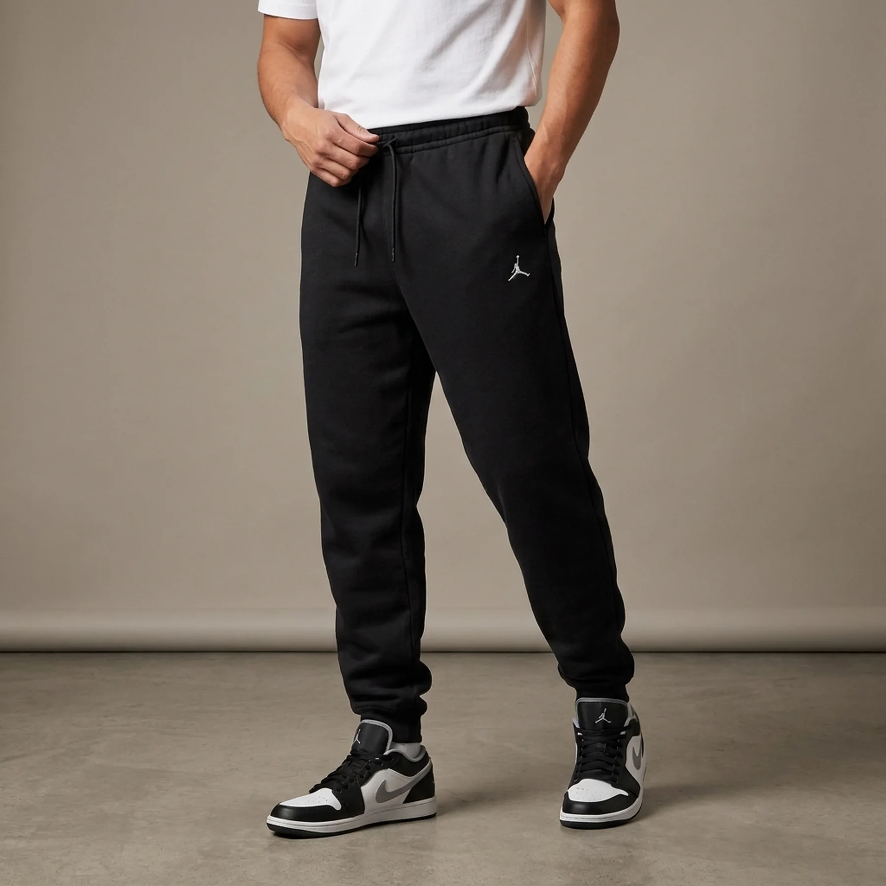 Брюки чоловічі Jordan Essential Fleece Pant (DQ7340-010)