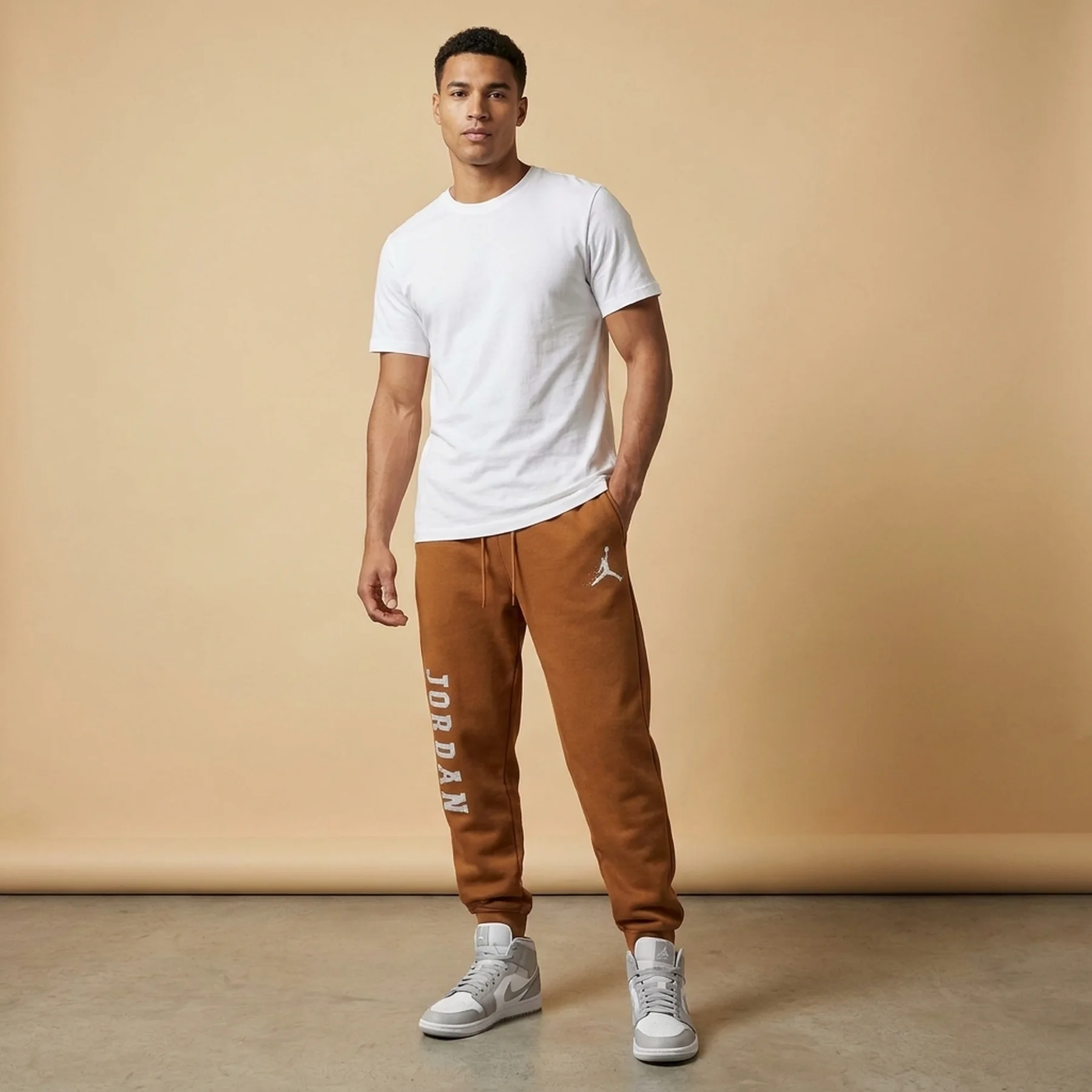 Брюки чоловічі Jordan Essentials Holiday (FD7467-281)