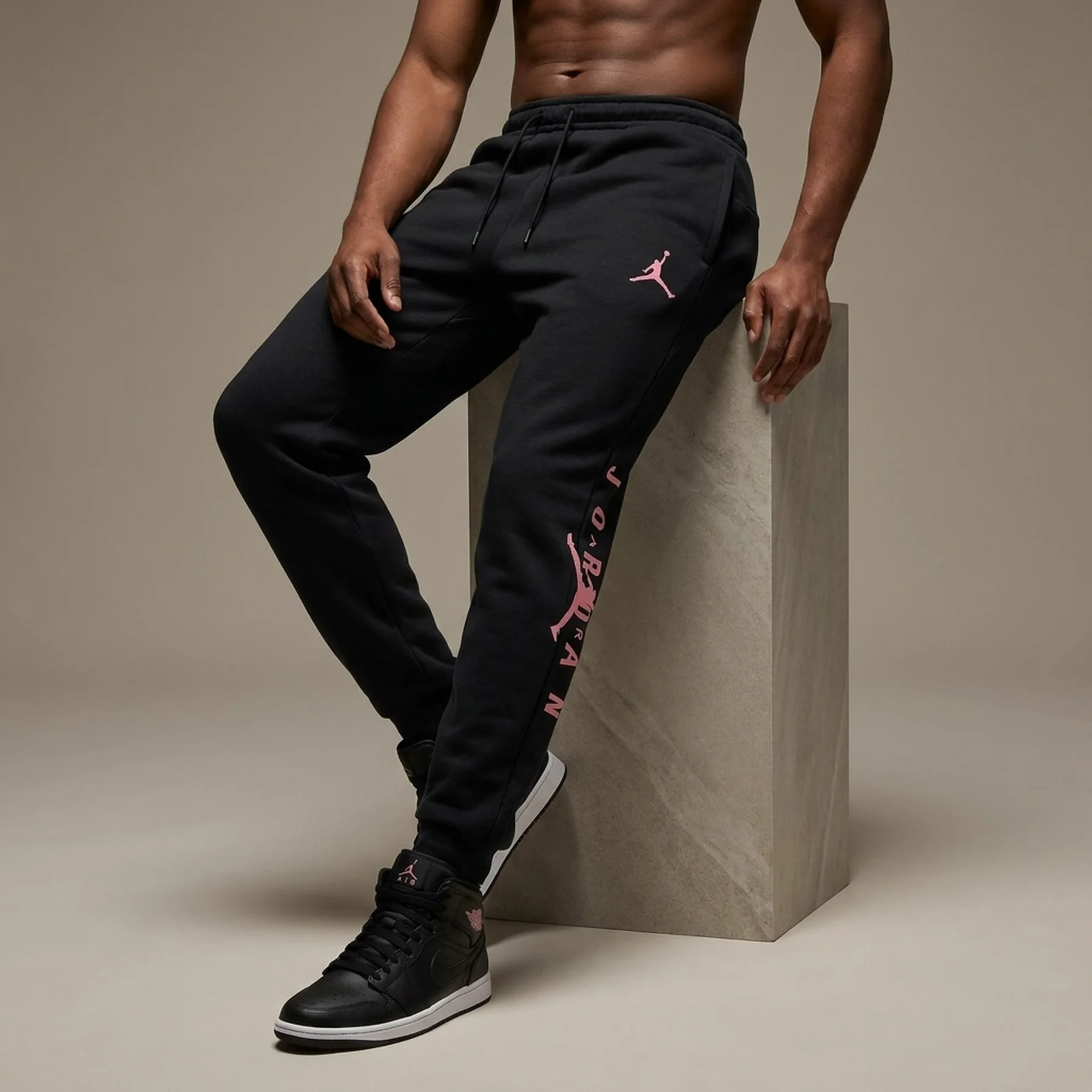 Брюки чоловічі Jordan M Dri-Fit Sprt Flc Gfx (FN5814-010)