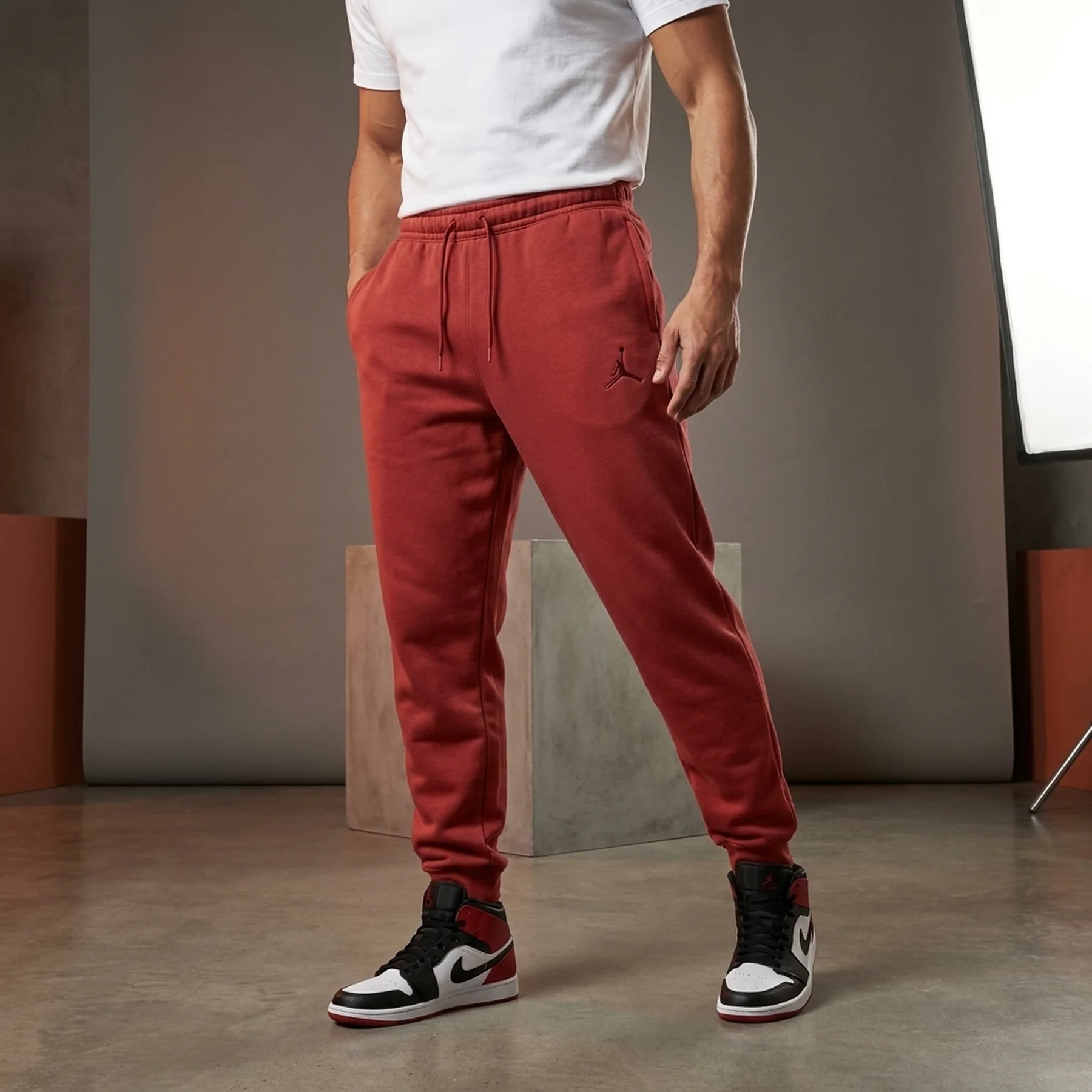 Брюки чоловічі Jordan M J Ess Flc Pant (DA9820-687)