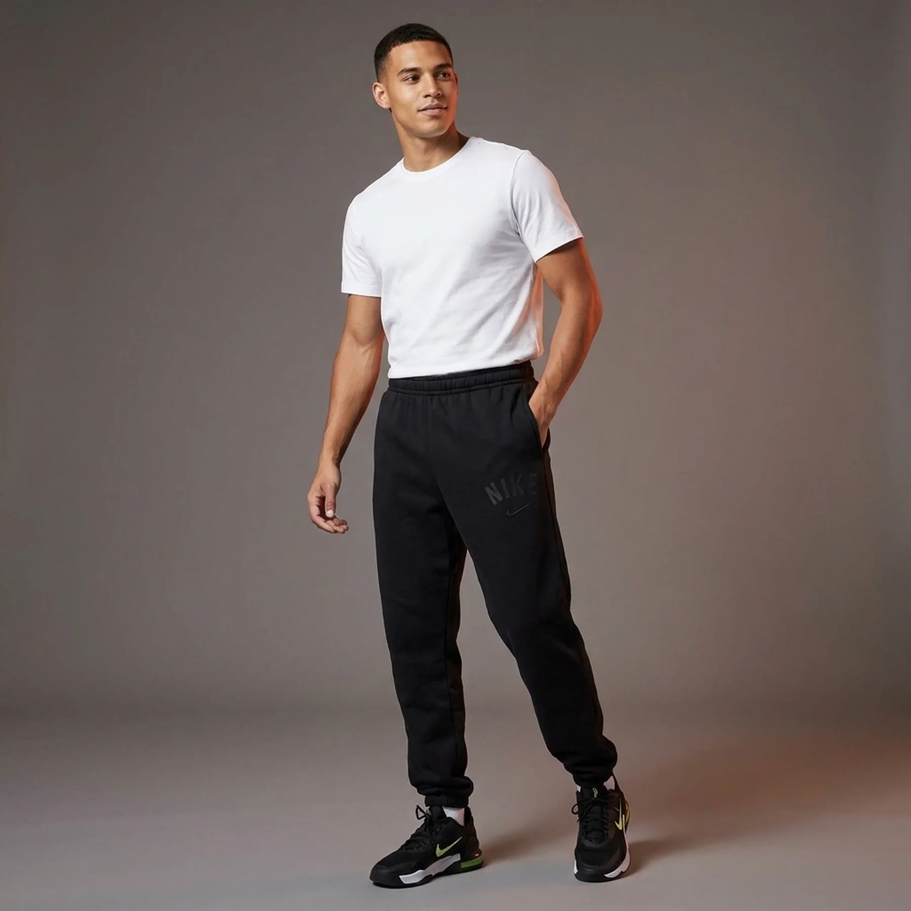 Брюки чоловічі Jordan Swoosh Dri-Fit Fleece (FV9946-010)