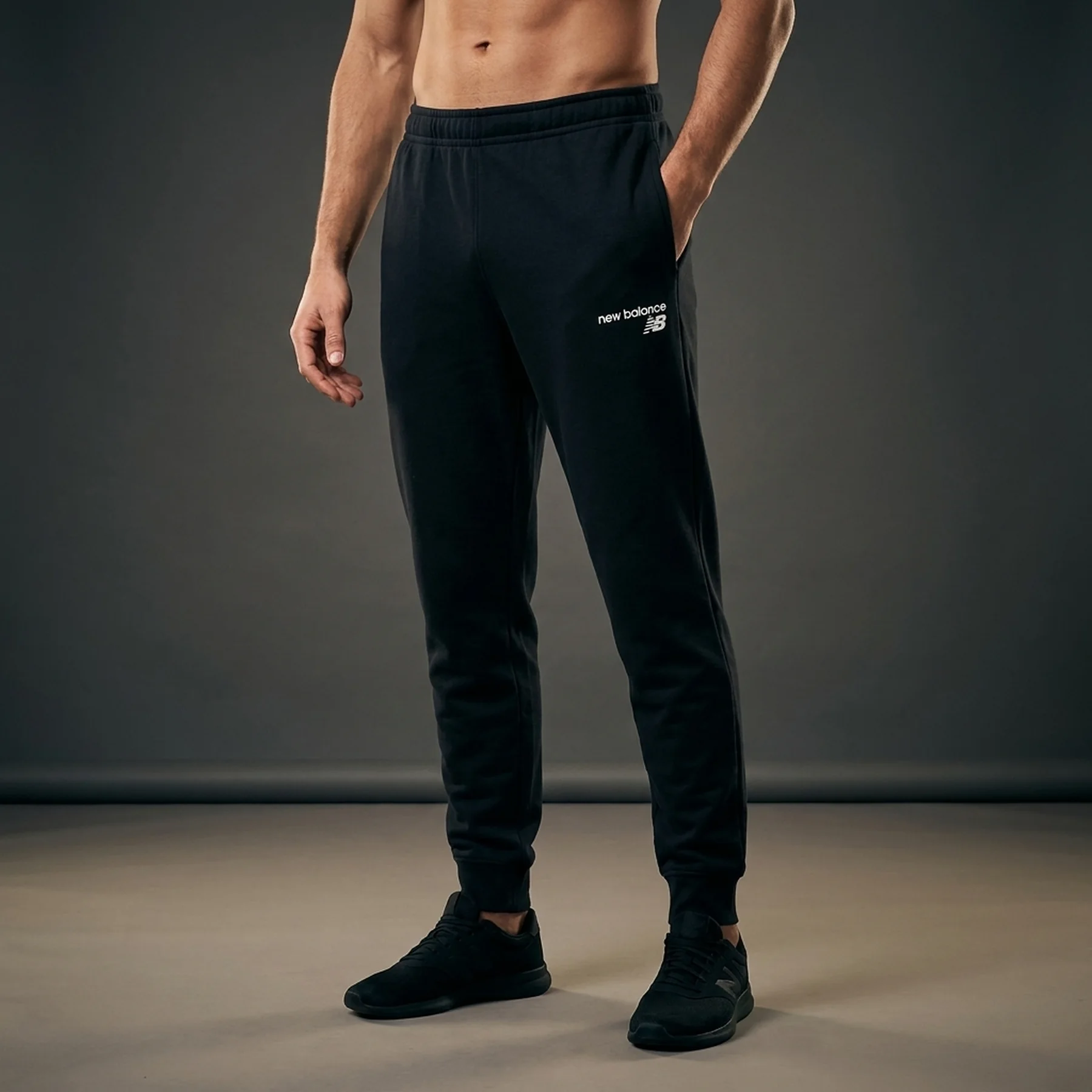 Брюки чоловічі New Balance Classic Cf (MP03904BK)
