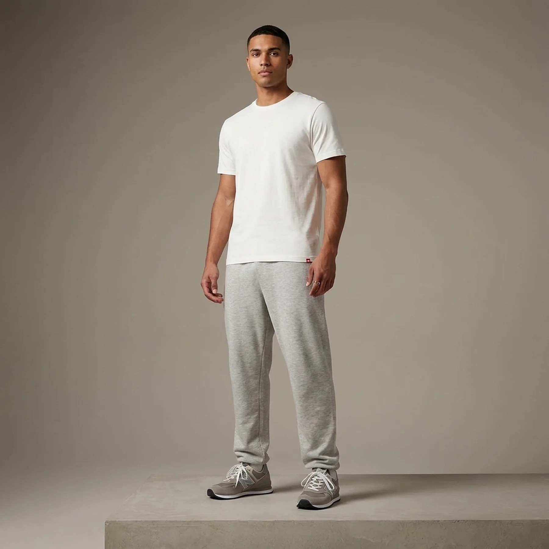 Брюки чоловічі New Balance Small Logo (MP41519AG)