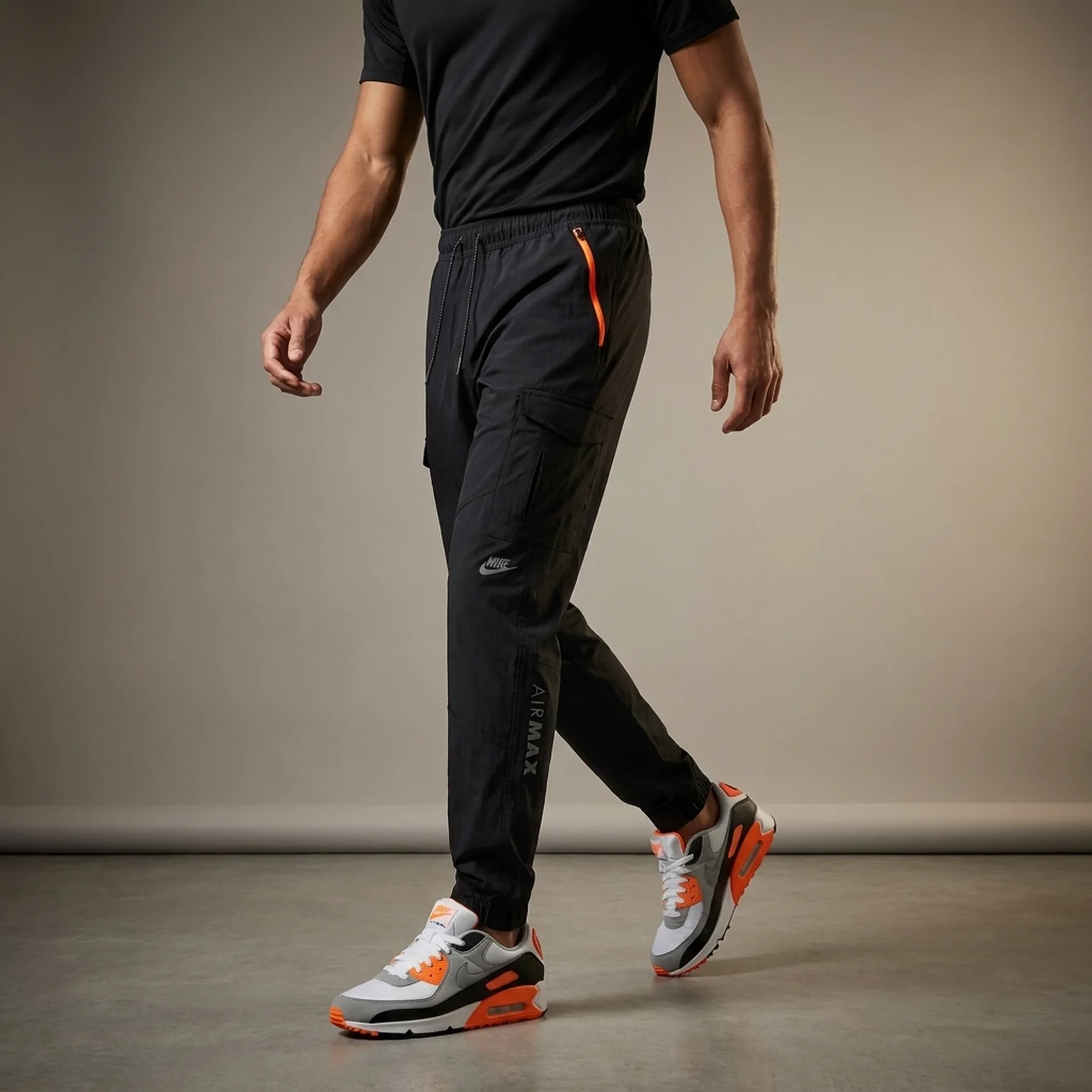 Брюки чоловічі Nike Air Max (DJ5071-010)