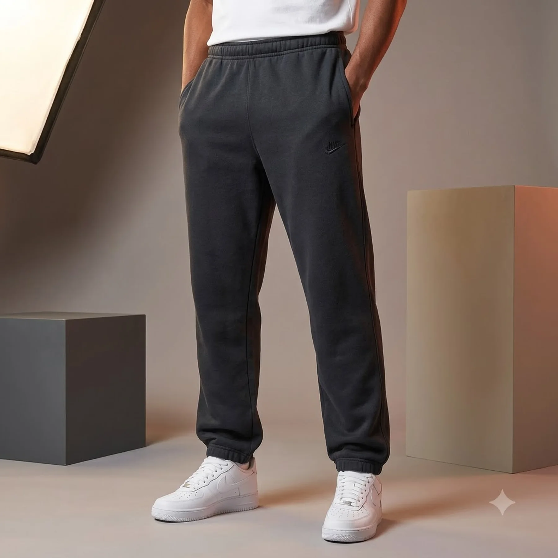 Брюки чоловічі Nike Club Fleece (IF0488-010)
