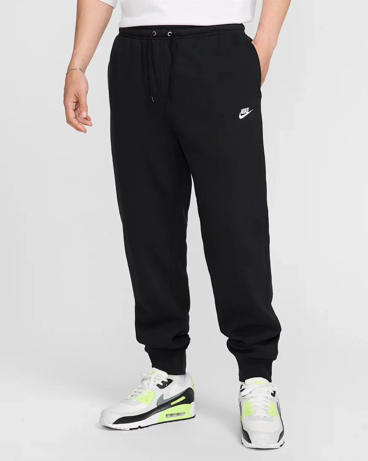 Брюки чоловічі Nike Club Pants Black (FN3787-010)