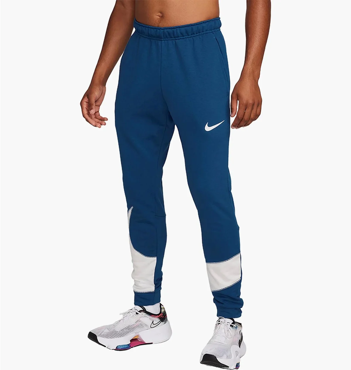 Брюки чоловічі Nike Dri-Fit Men's Tapered Fitness Trousers (FB8577-476)
