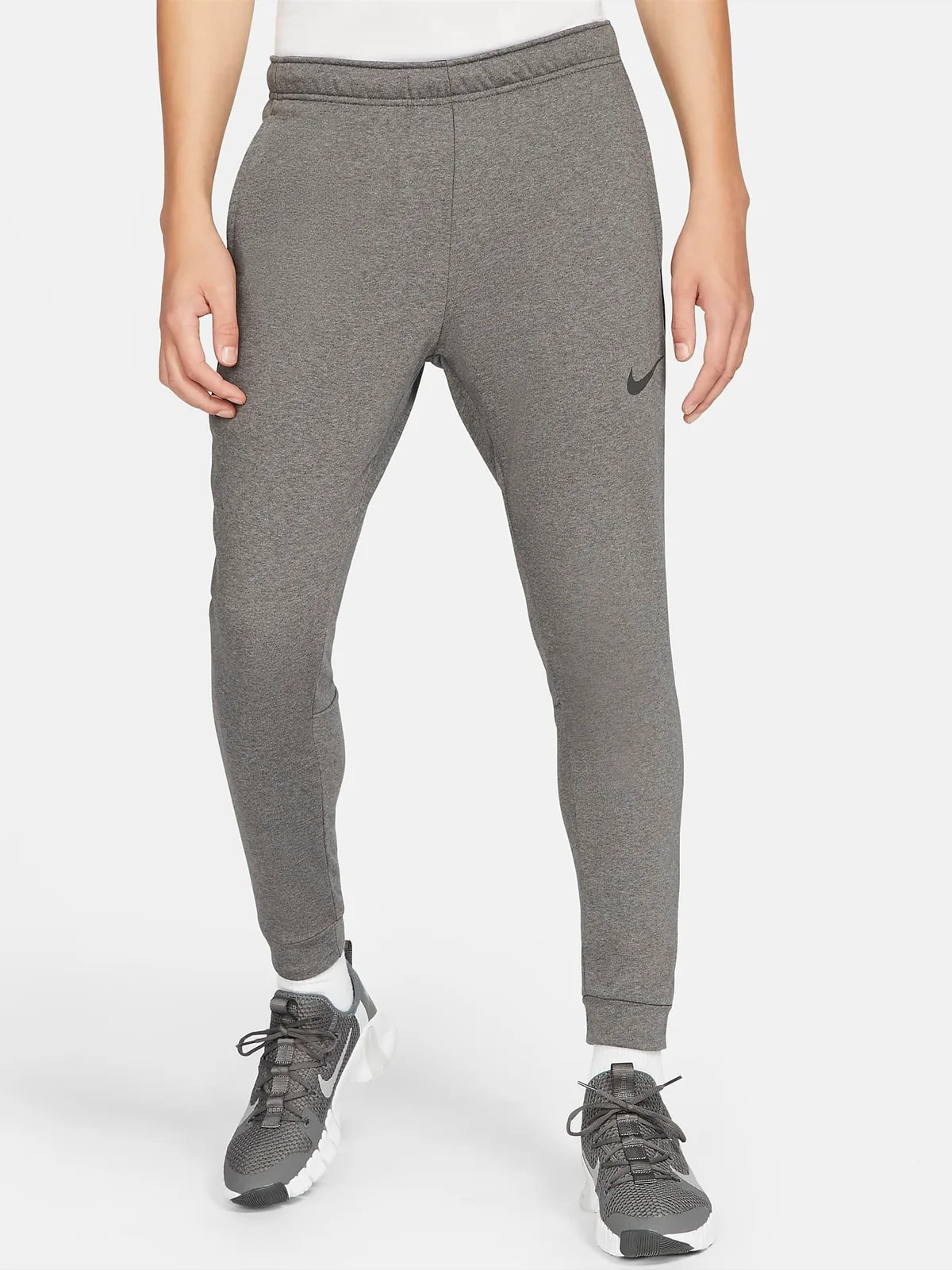 Брюки чоловічі Nike Dri-Fit Tapered Training Pants (CZ6379-071) — Одяг