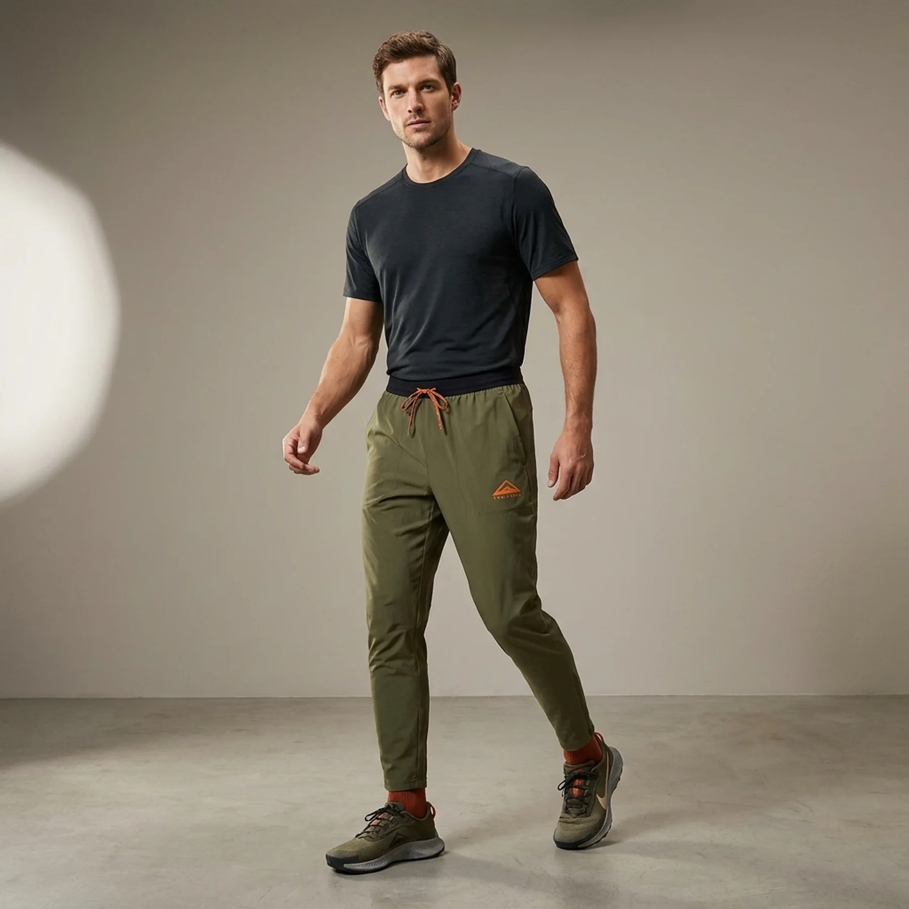 Брюки чоловічі Nike Trail Dawn Range (DX0855-010)