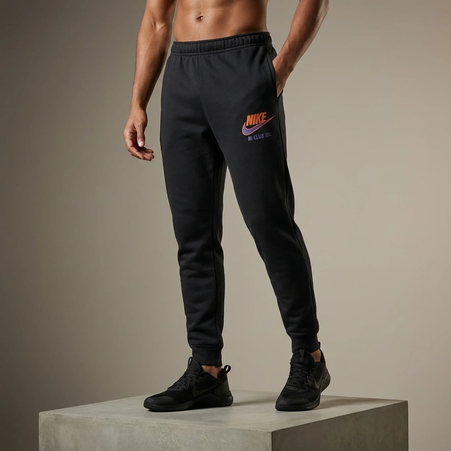 Брюки чоловічі Nike M Club Bb Jogger Chnl Ftra (FN3094-010)