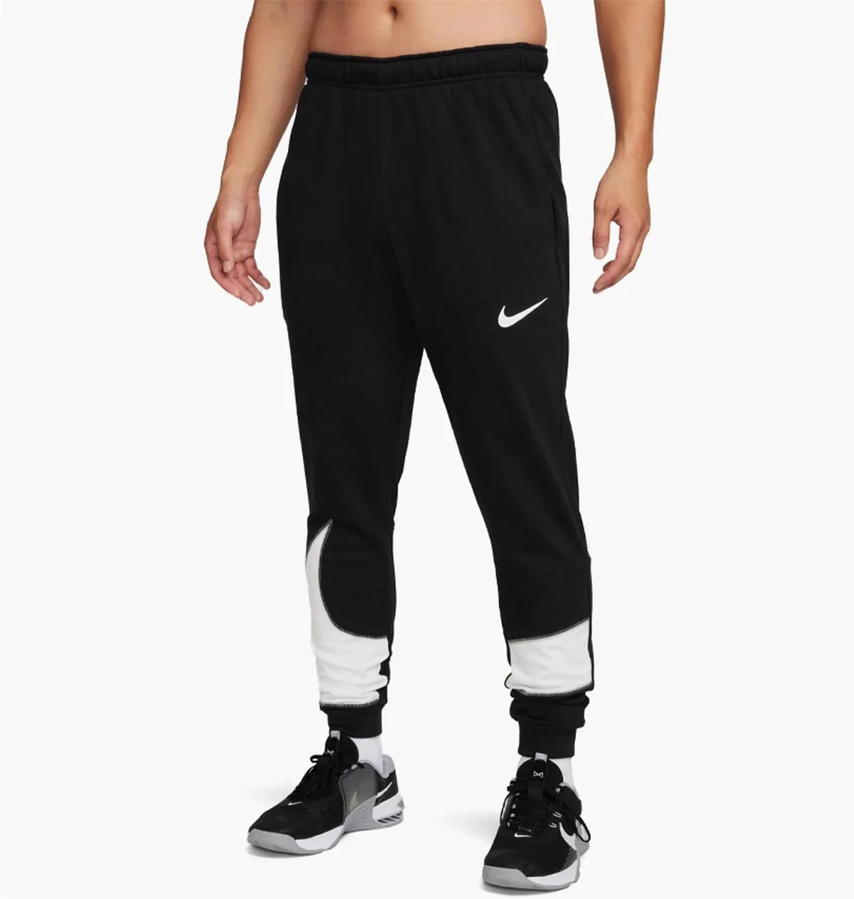 Брюки чоловічі Nike M Dri Fit Men Tapered (FB8577-010)