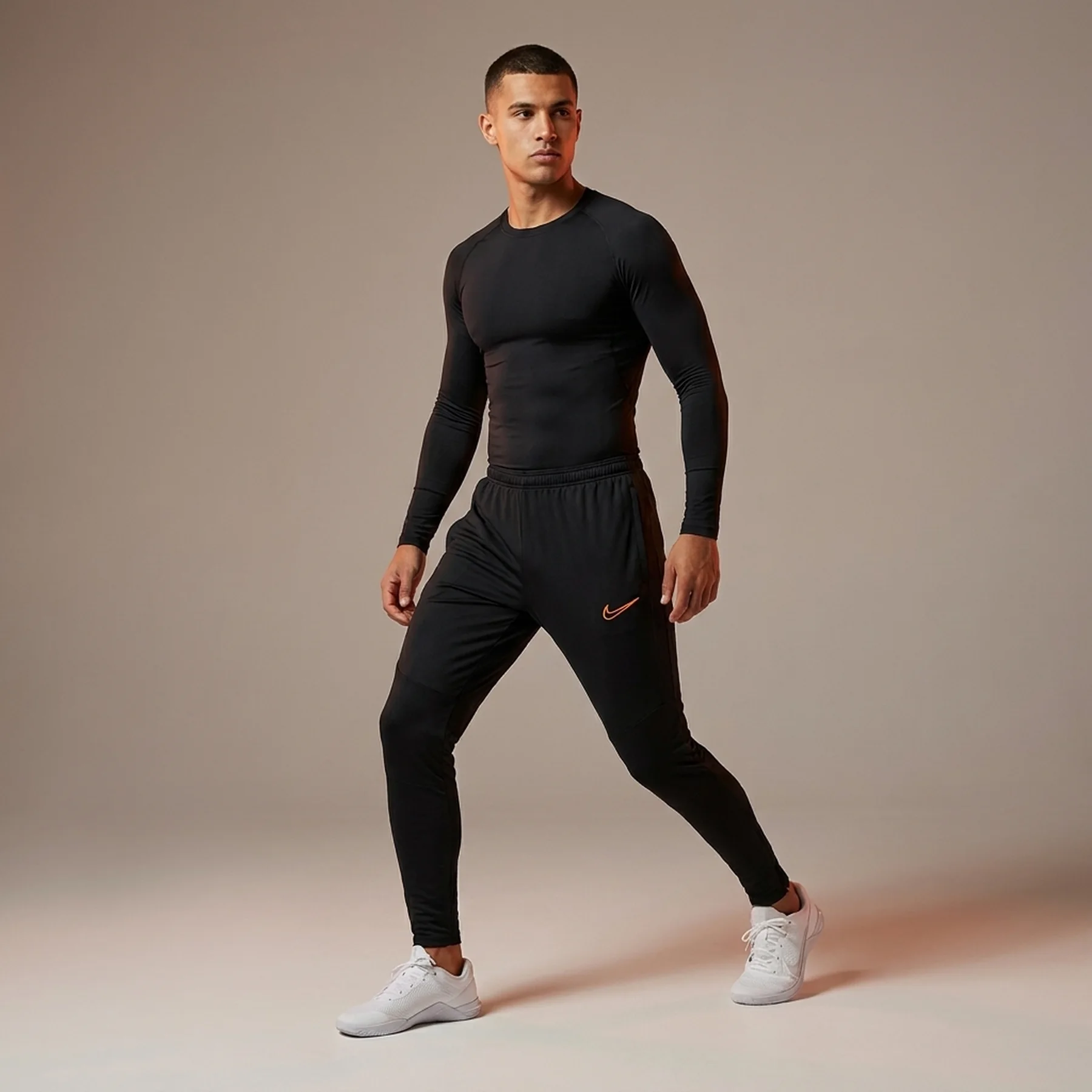Брюки чоловічі Nike M Nk Tf Acd Pnt Kpz Ww (DC9142-010)