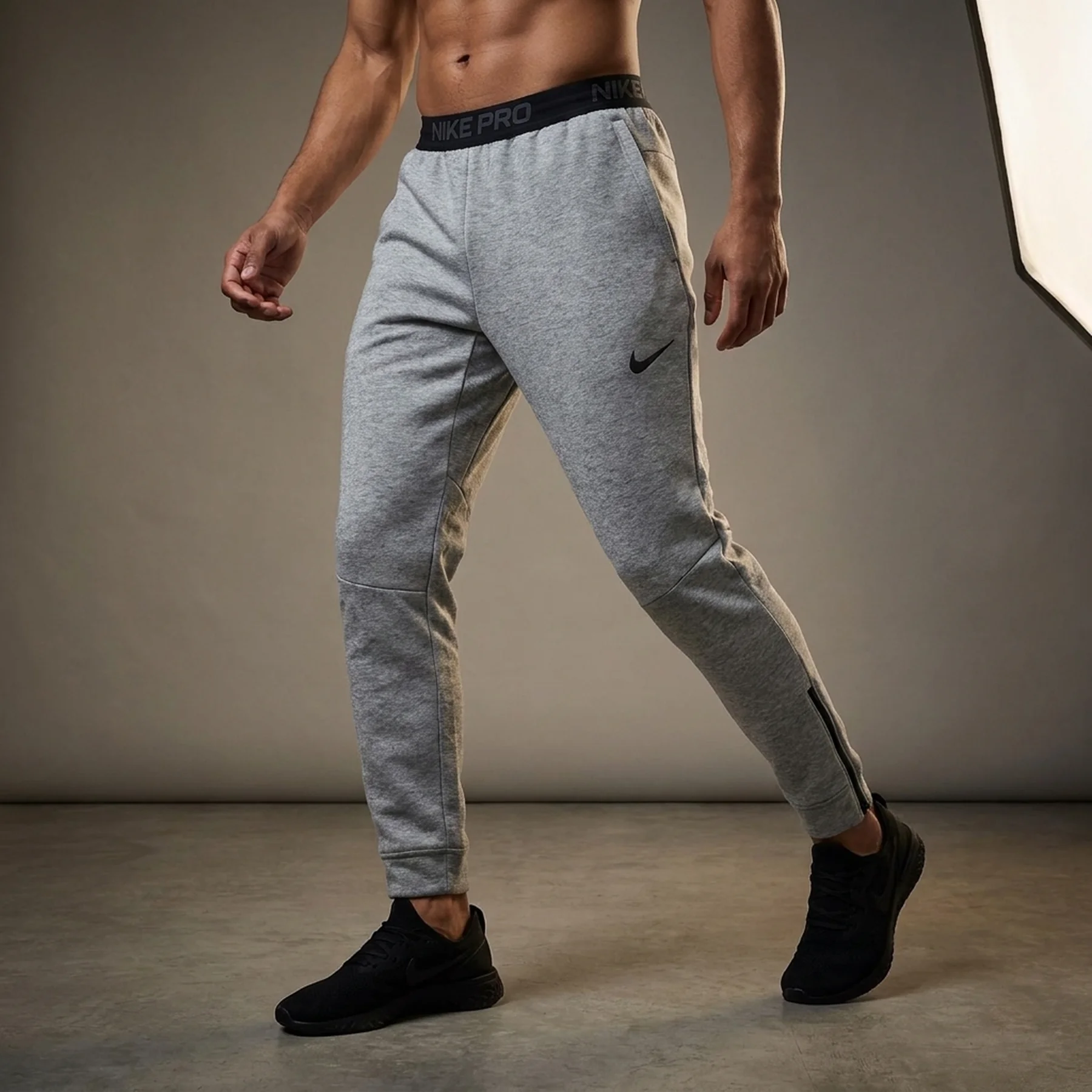 Брюки чоловічі Nike M Np Tf Npc Thrma Sphr Max Pnt (DD1880-010)