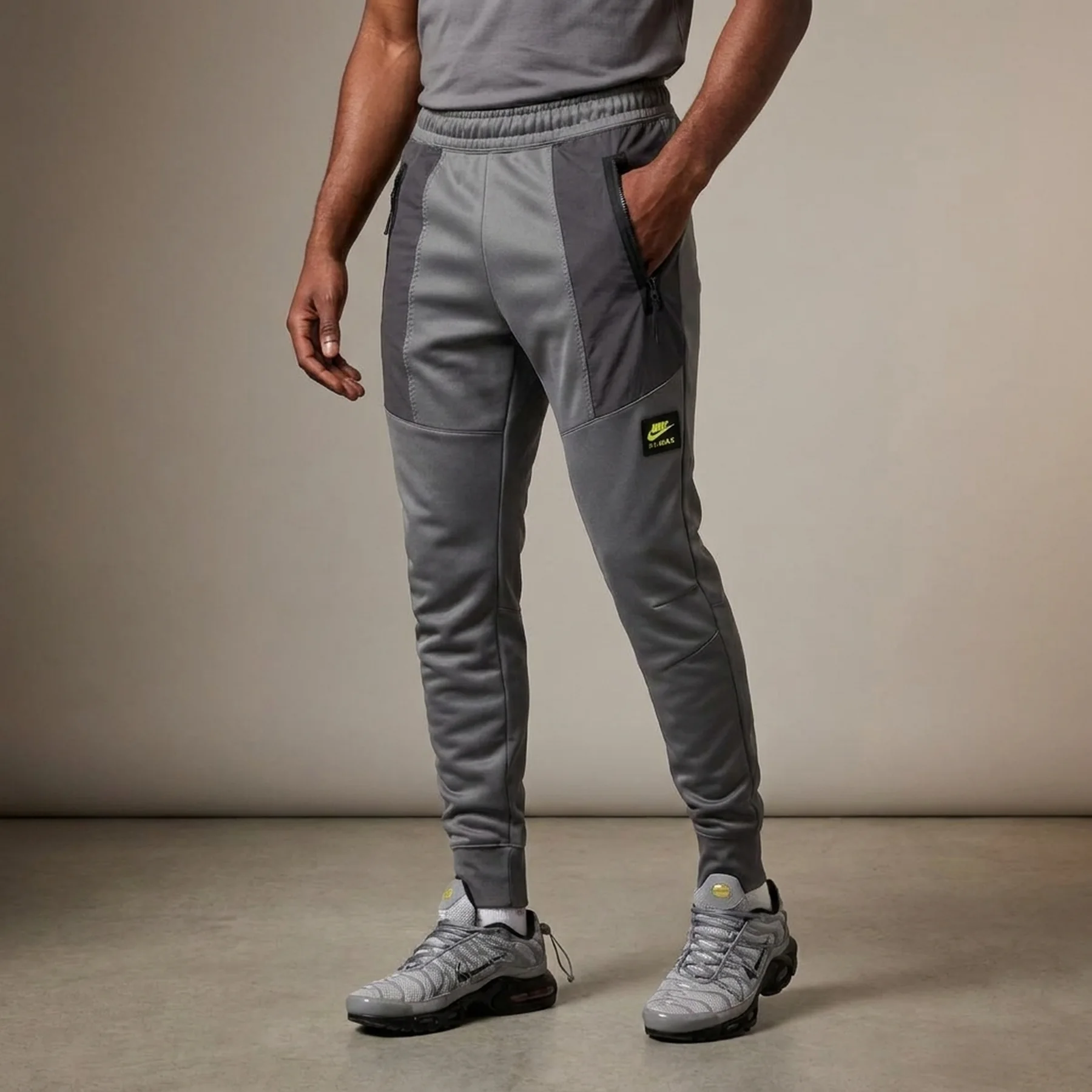 Брюки чоловічі Nike M Nsw Air Max Pk (FV5445-068)