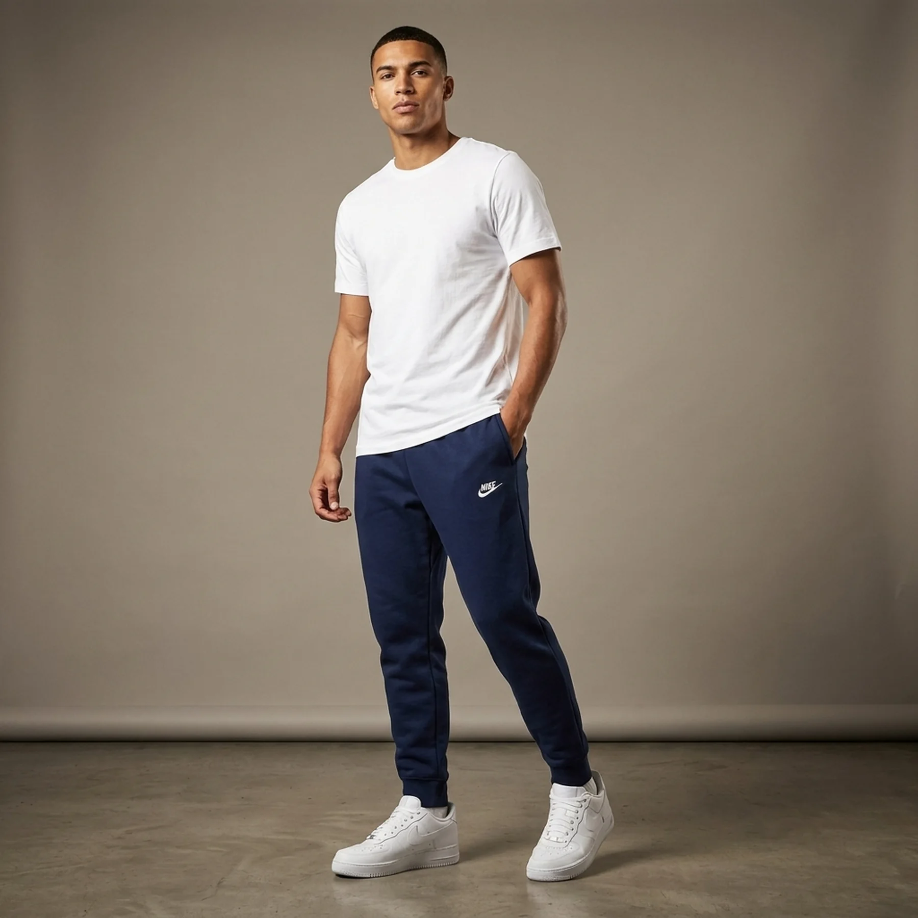 Брюки чоловічі Nike M Nsw Club Jggr Bb (BV2671-410)
