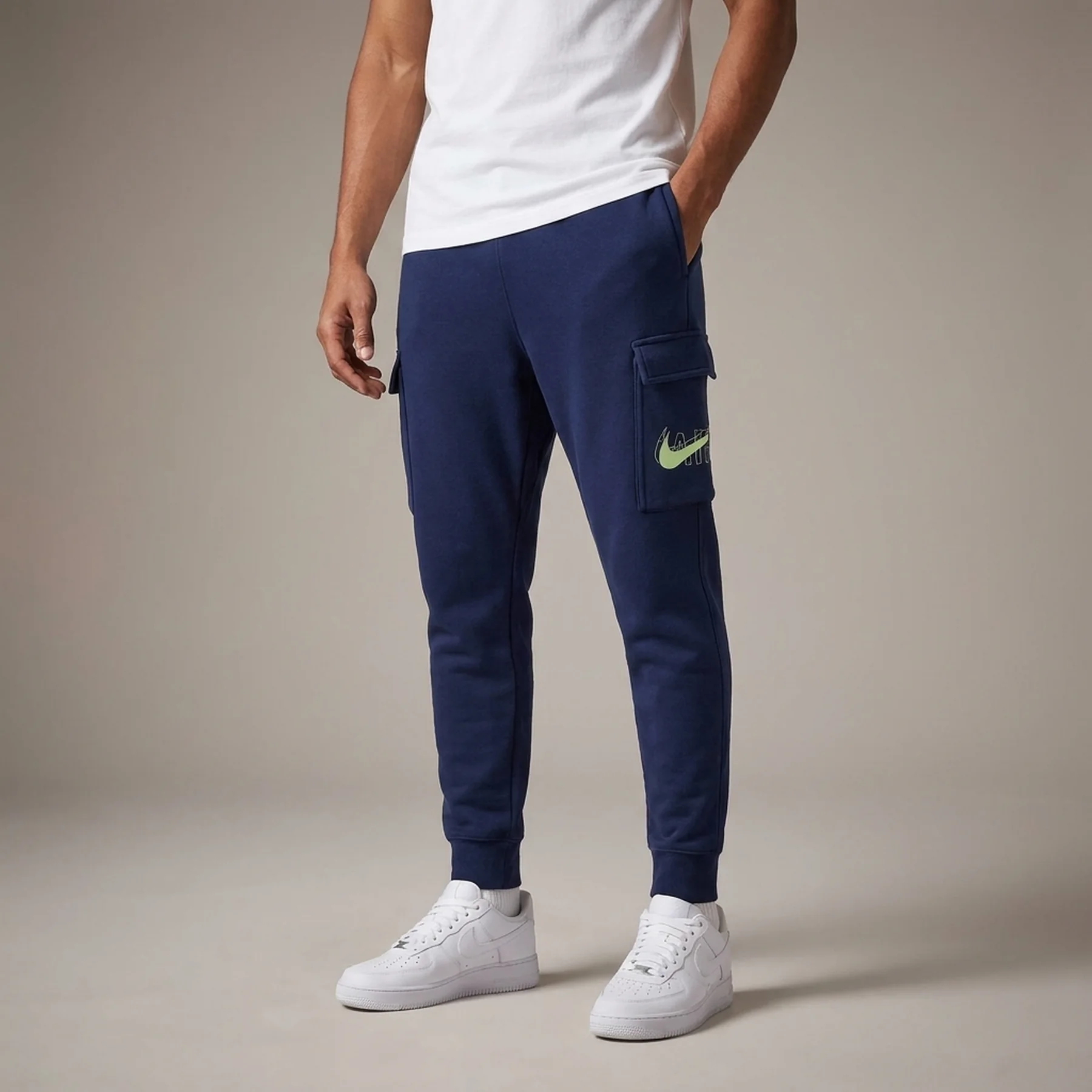 Брюки чоловічі Nike M Nsw Pant Cargo Air Prnt (DD9696-410)