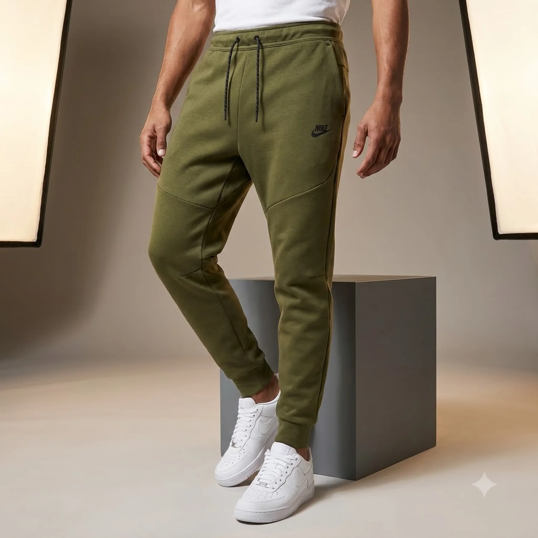 Брюки чоловічі Nike M Nsw Tch Flc Jggr (CU4495-326)