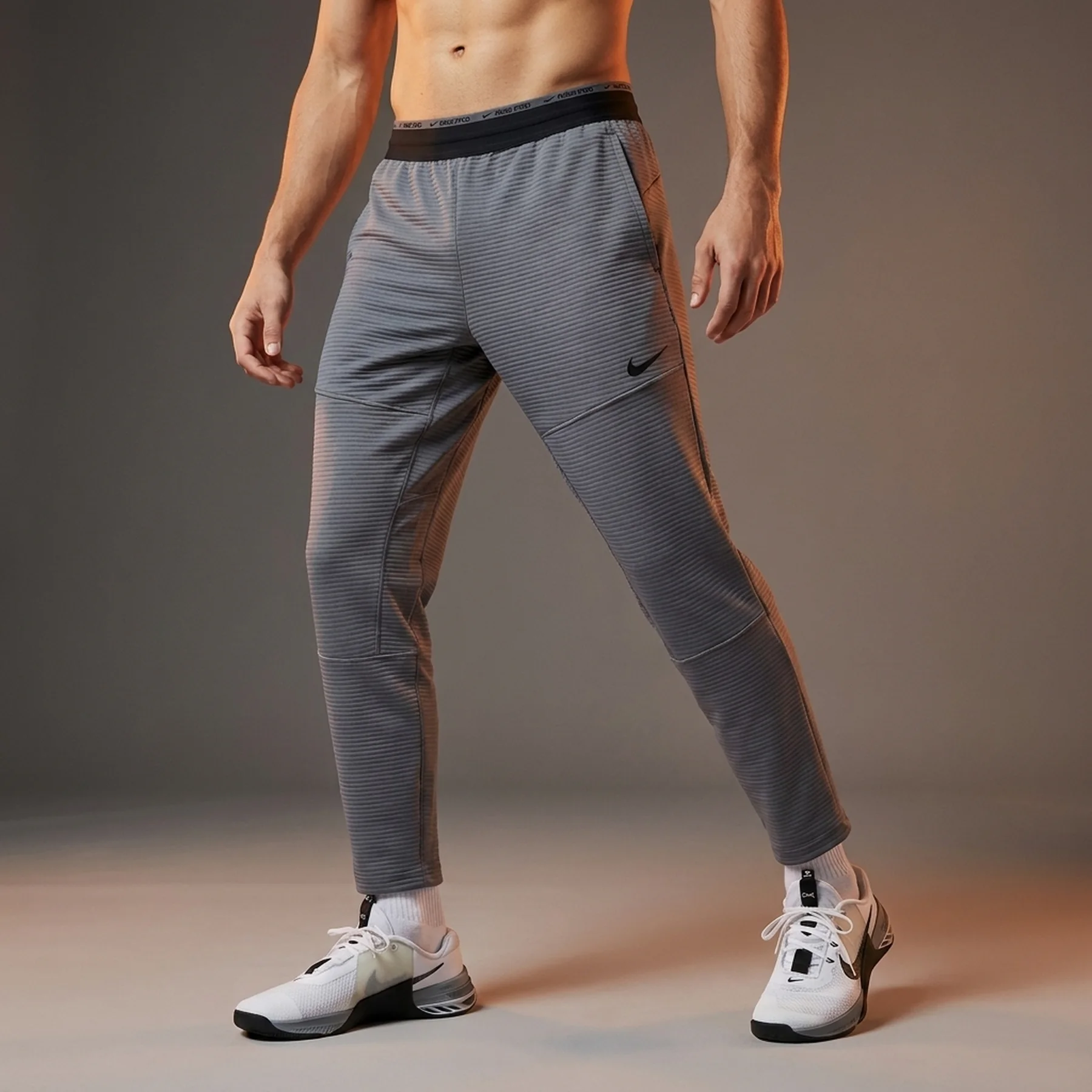 Брюки чоловічі Nike Pro Grey (DV9910-068)