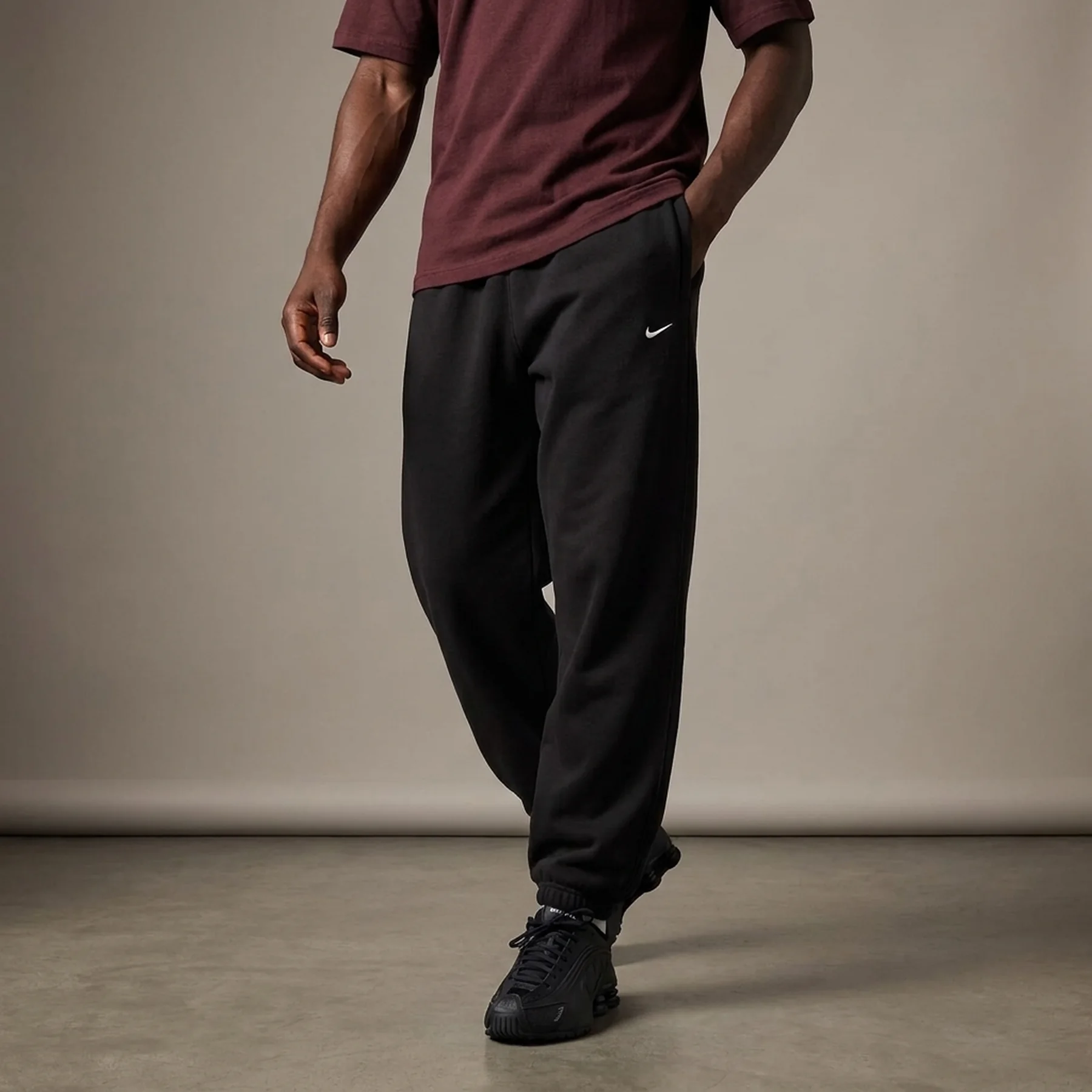 Брюки чоловічі Nike Solo Swoosh Black (HV1088-010)